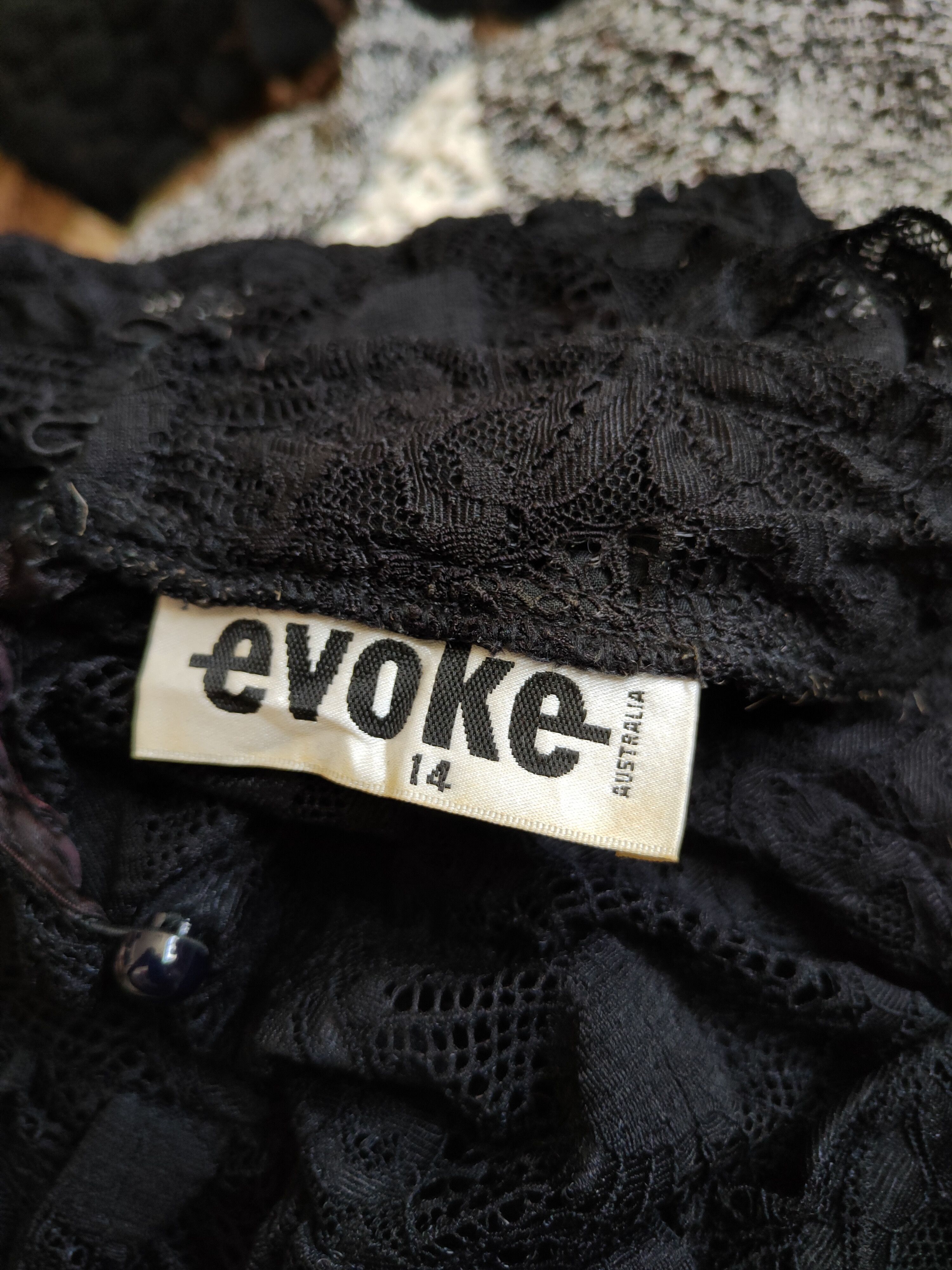 Japanese Brand Evoke Black Short Sleeve Crochet Meshnet Blouses #S1003 Size S / US 4 / IT 40 - 10 Thumbnail
