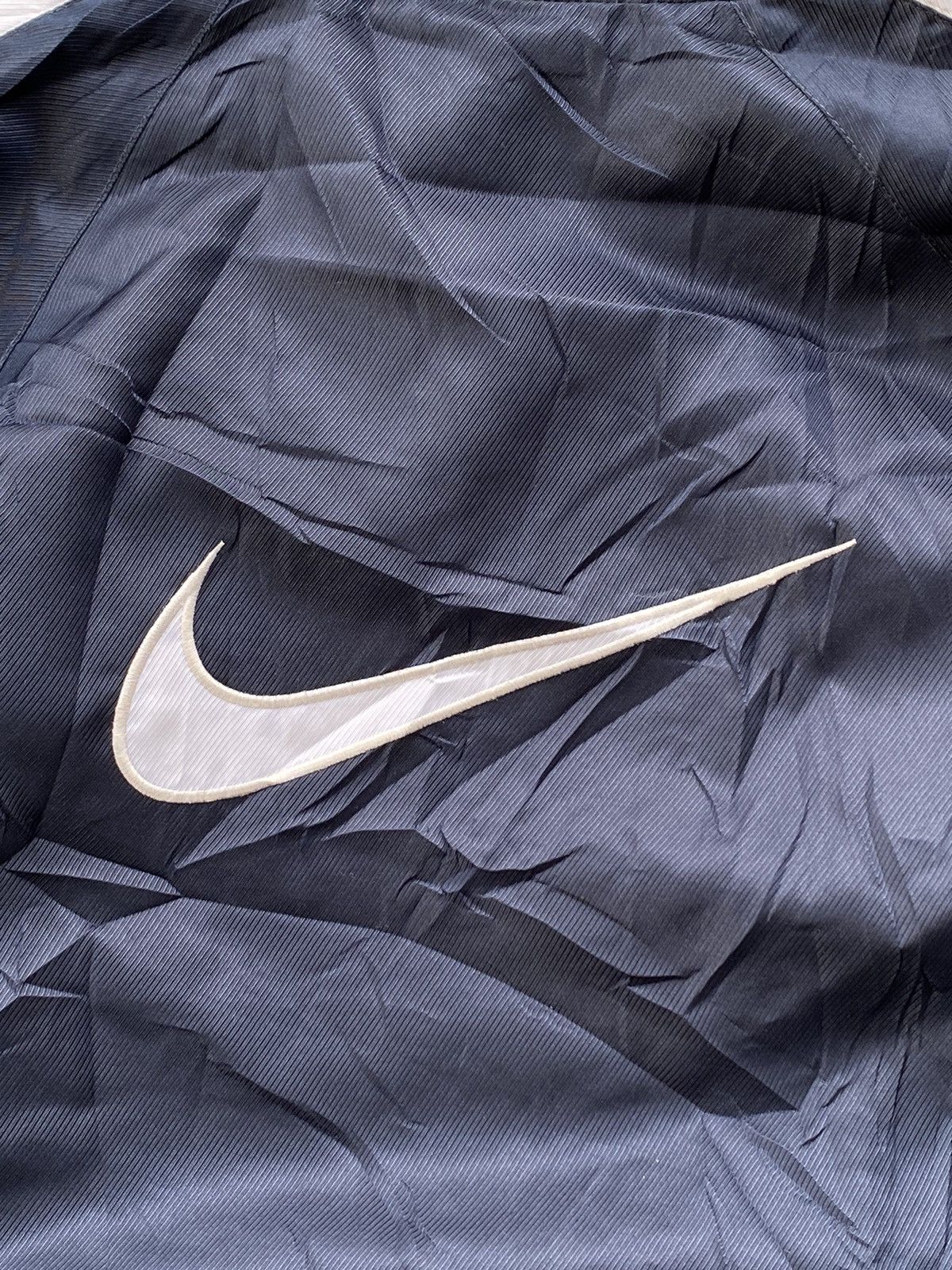 Nike × Vintage Vintage Nike Big Swoosh Logo Travis Scott Jacket Size US M / EU 48-50 / 2 - 2 Thumbnail