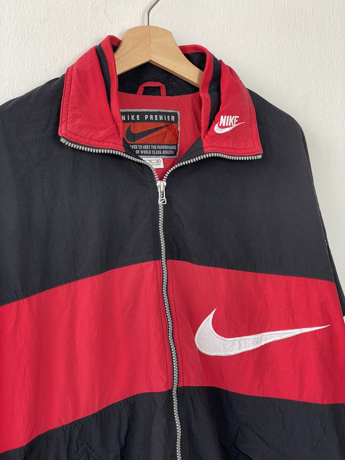 Nike Vintage Nike Swoosh Premier Windbreaker Jacket Size US XL / EU 56 / 4 - 2 Thumbnail