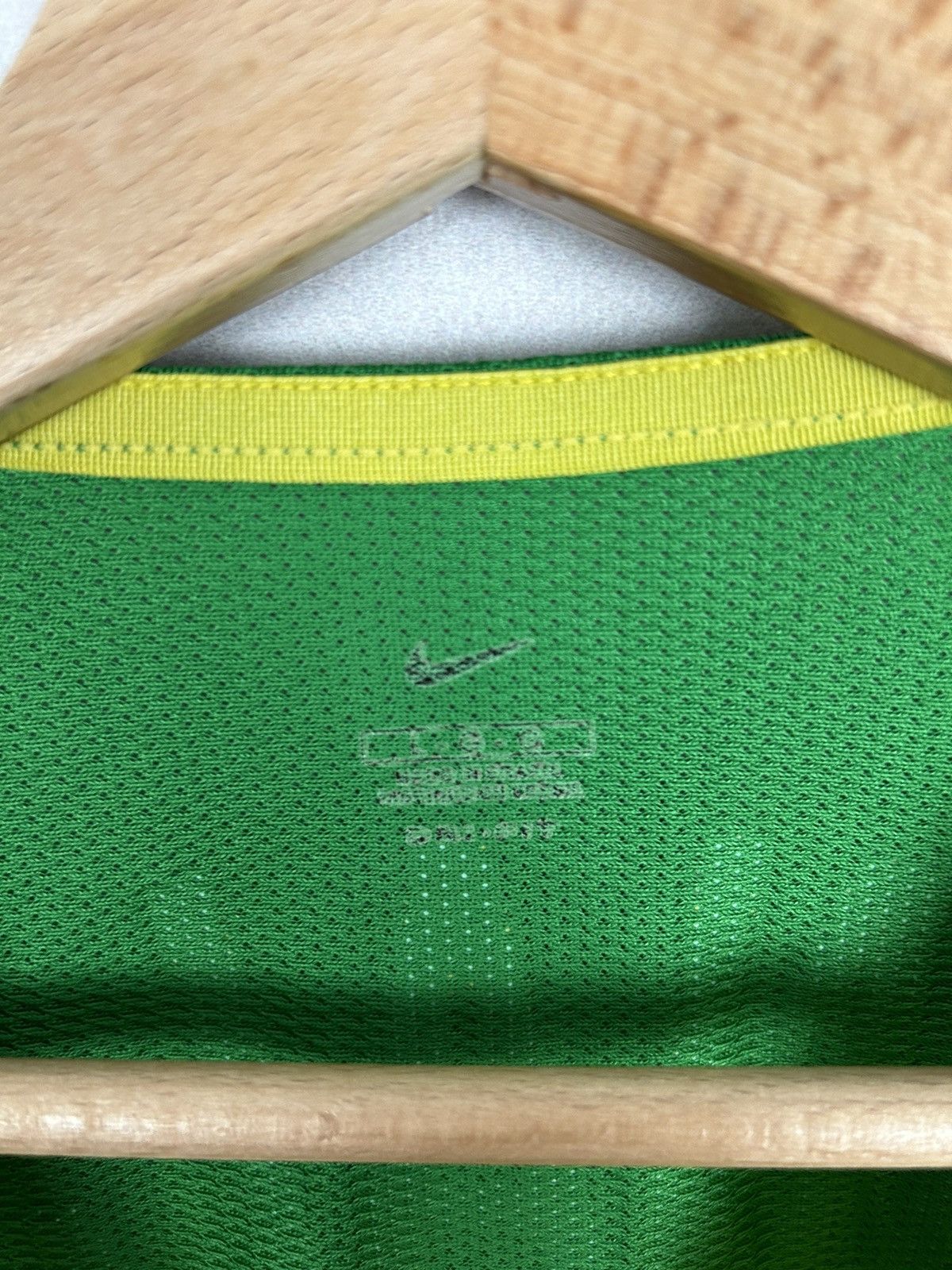 Nike Vintage Ronaldo #9 Brazil Soccer Jersey Rare Hype Football Size US M / EU 48-50 / 2 - 9 Thumbnail