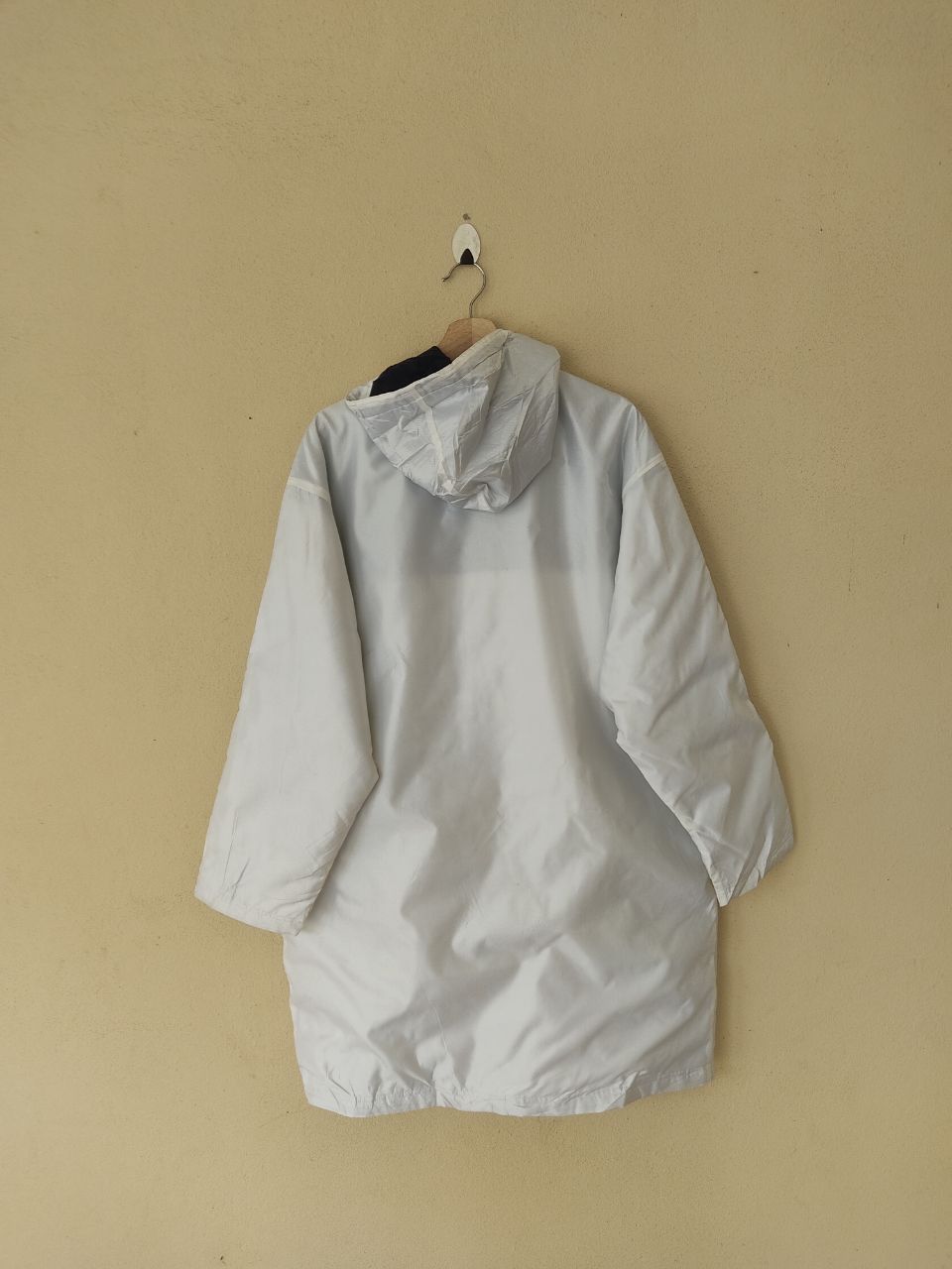 Champion × Vintage VINTAGE CHAMPION LONG WHITE JACKET Size US M / EU 48-50 / 2 - 3 Thumbnail
