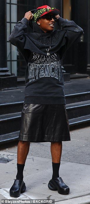 Givenchy Givenchy Matthew Williams Logo A$AP Rocky Khaki XS New Size US XS / EU 42 / 0 - 11 Thumbnail