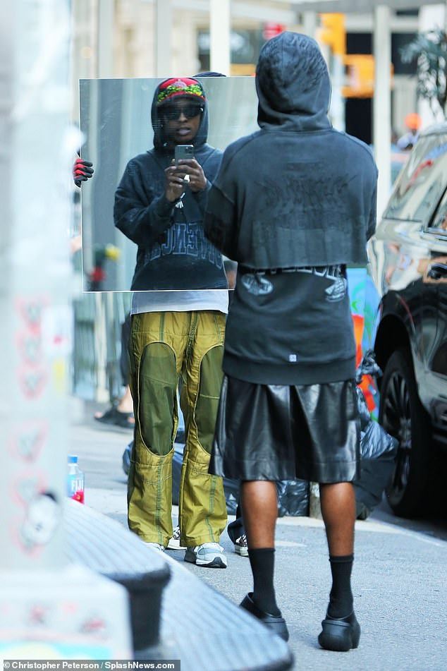 Givenchy Givenchy Matthew Williams Logo A$AP Rocky Khaki XS New Size US XS / EU 42 / 0 - 12 Thumbnail