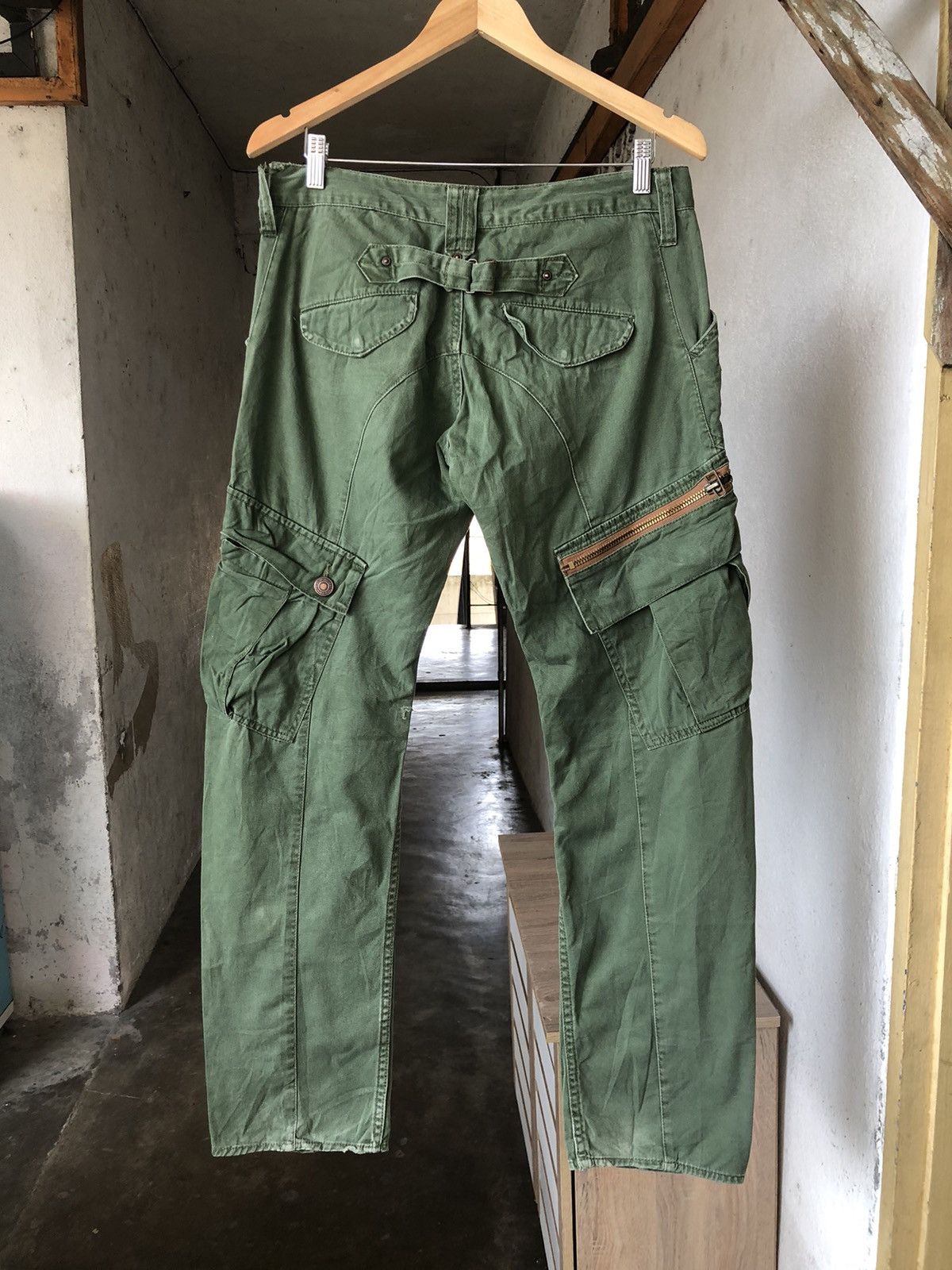 Japanese Brand Vintage Dominate Handcrafted Multi Pocket Cargo Pants Size US 31 - 1 Thumbnail