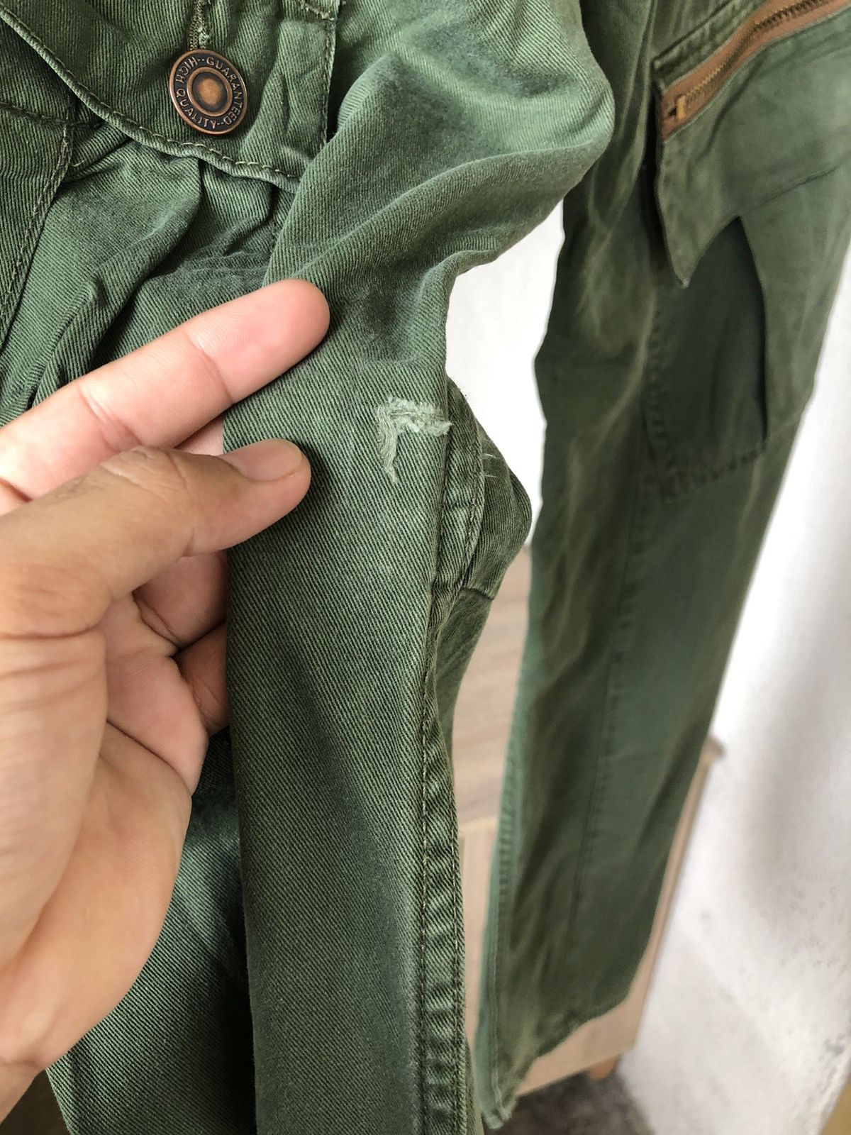 Japanese Brand Vintage Dominate Handcrafted Multi Pocket Cargo Pants Size US 31 - 18 Thumbnail