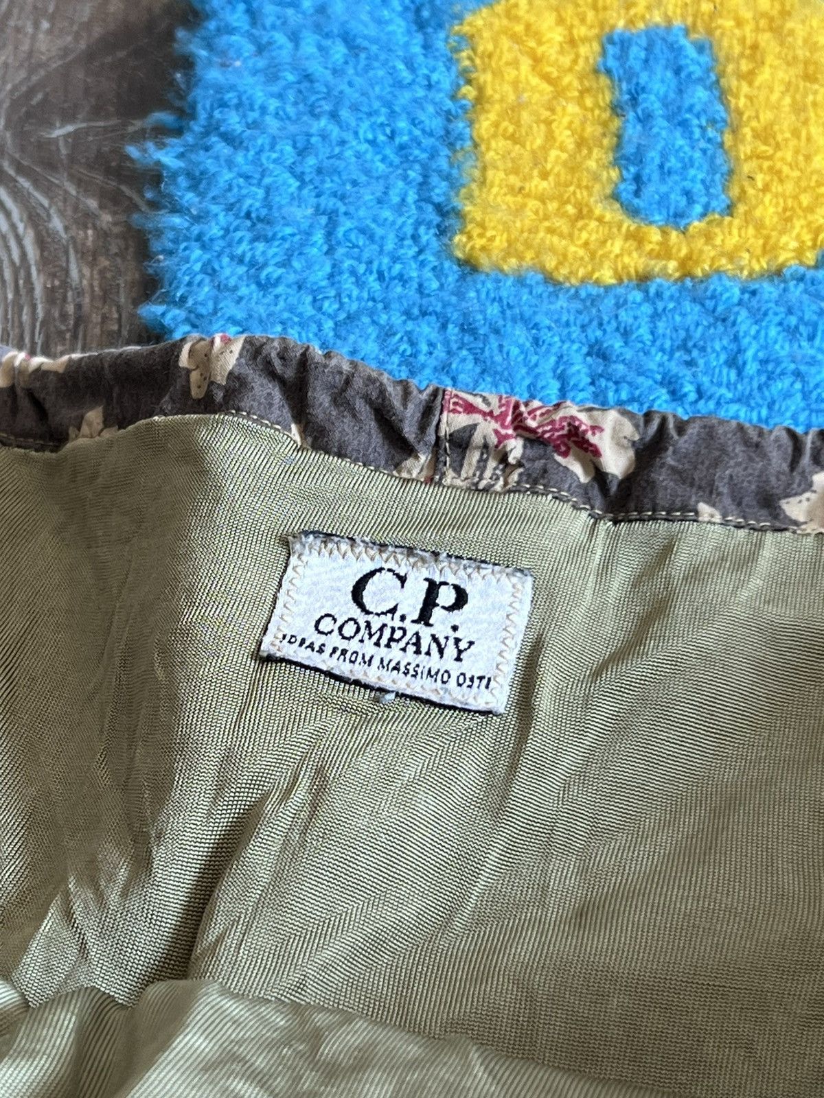 C.P. Company C.P. Company ideas from Massimo Osti flowers swim shorts Size US 34 / EU 50 - 9 Thumbnail