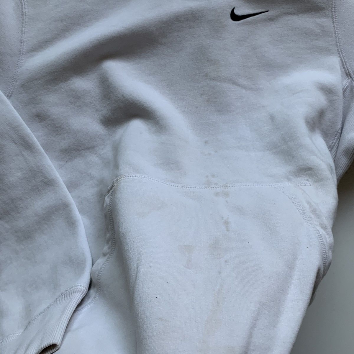 Nike Vintage 2000s Nike Sportswear Swoosh Hoodie Large White Rare Size US L / EU 52-54 / 3 - 2 Thumbnail