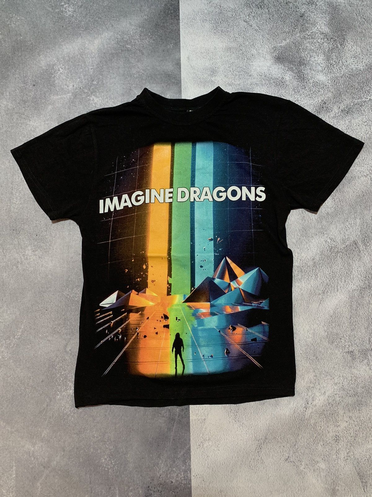 Band Tees Vintage Y2K Imagine Dragons band tee big logo style size S Size US S / EU 44-46 / 1 - 1 Thumbnail
