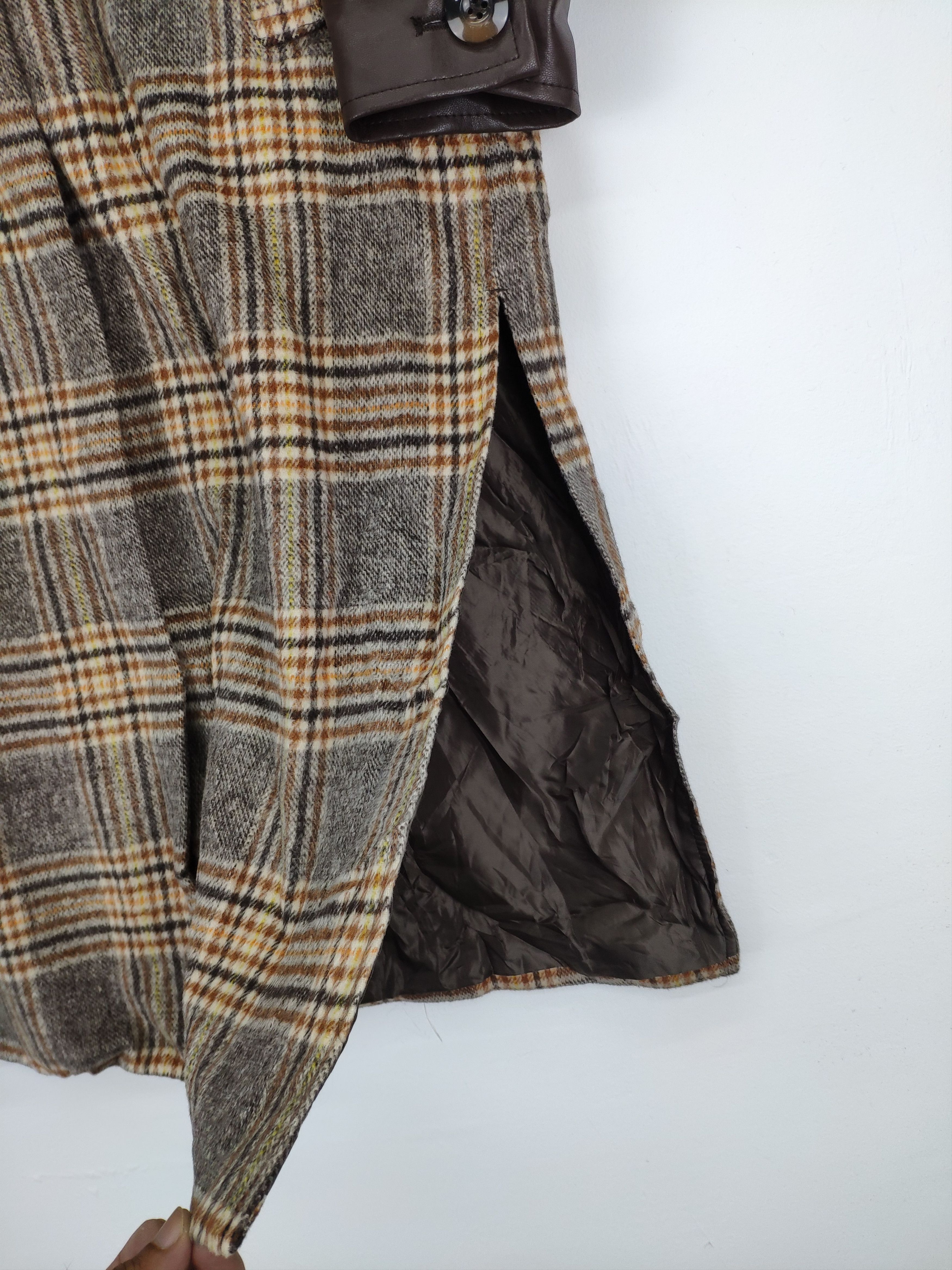 Japanese Brand × Vintage AW20 Vintage Wool Jacket Long Checkered Sleeve Leather Size L / US 10 / IT 46 - 9 Thumbnail