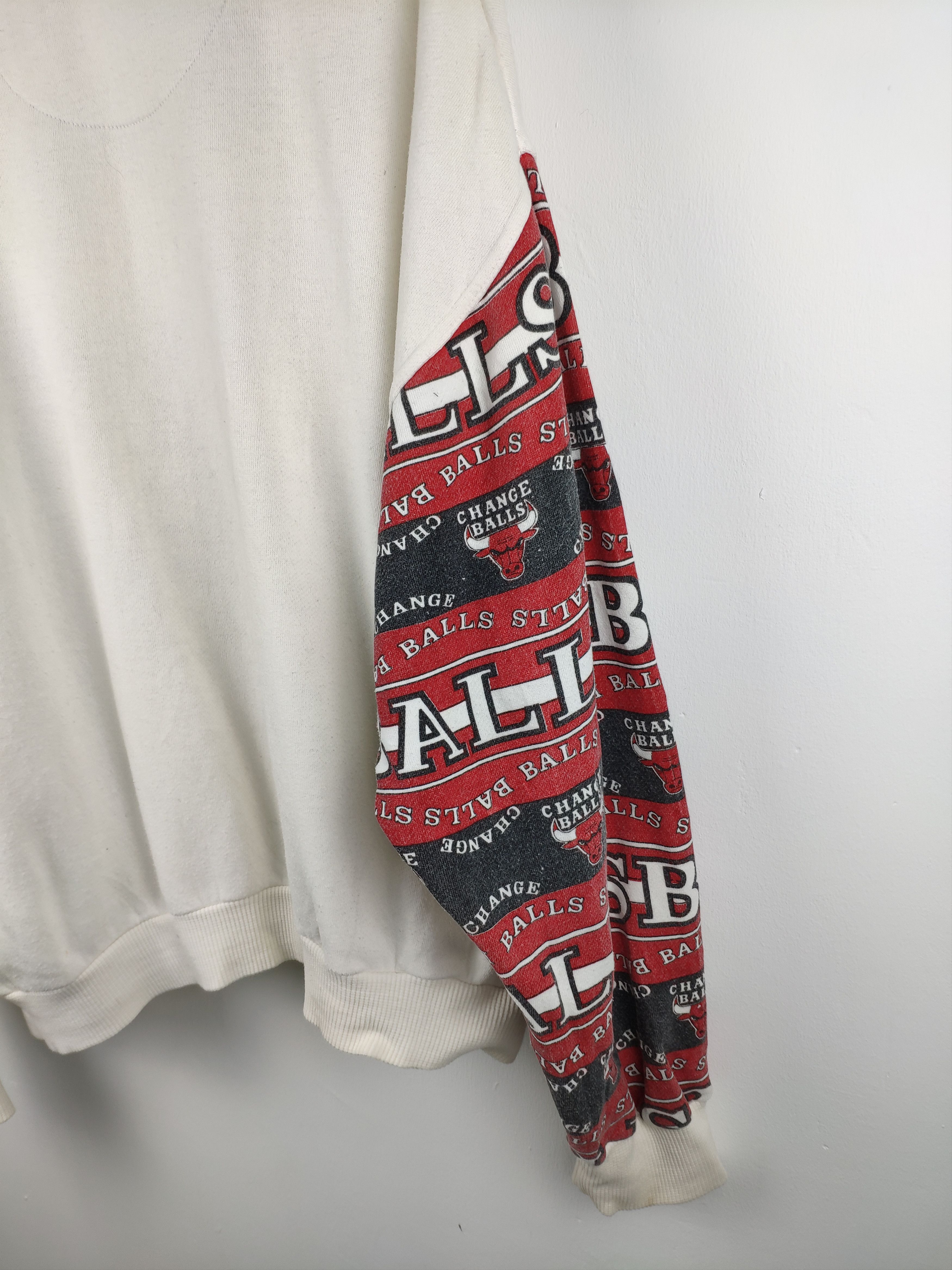 NBA Steal 💥 Vintage Chicago Bull Hoodie Parody Change Bull Size US XL / EU 56 / 4 - 11 Thumbnail