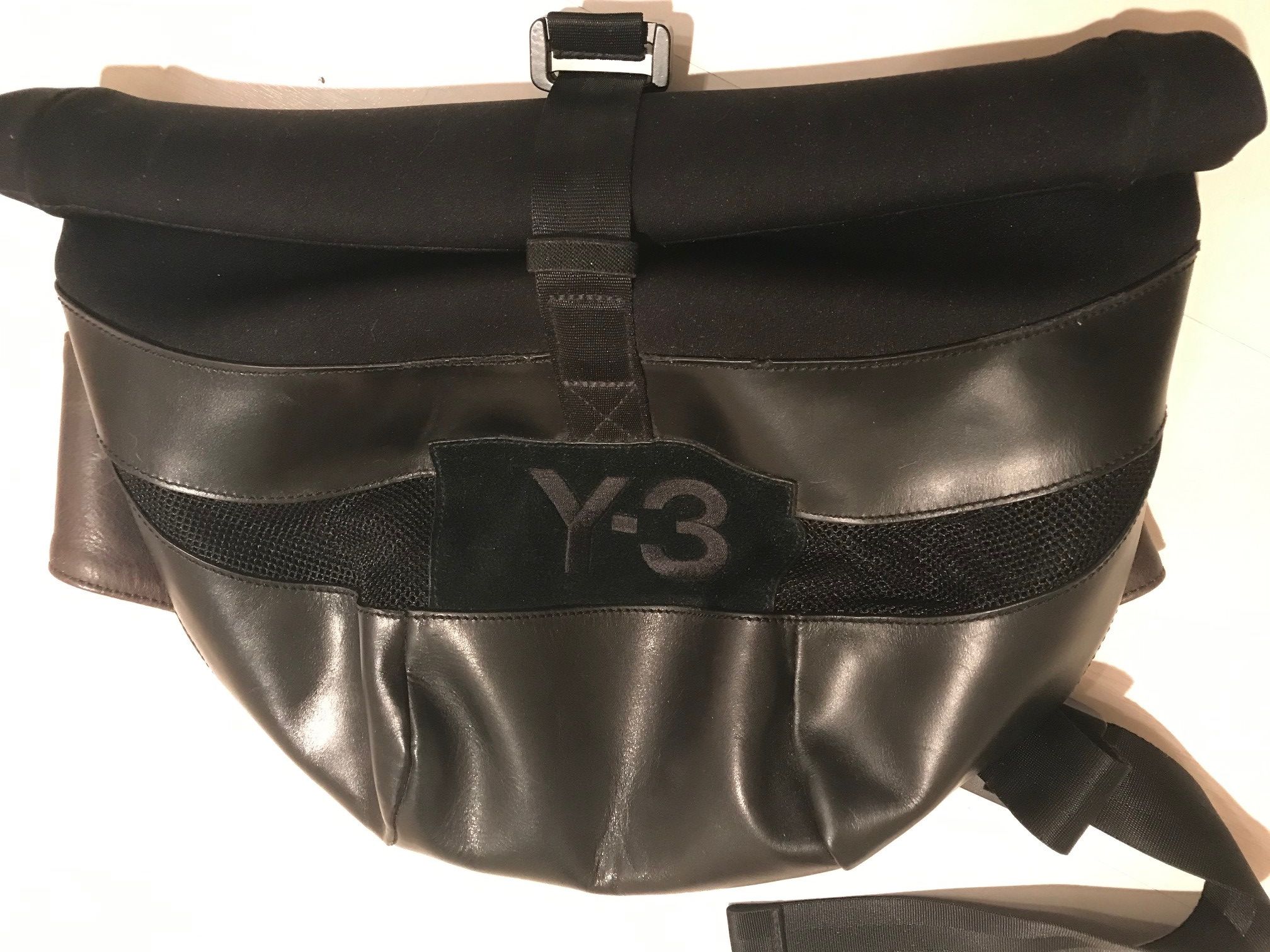 Adidas Yohji Yamamoto Y-3 Fidlock Fanny Leather Cross Body Pack Size ONE SIZE - 3 Thumbnail