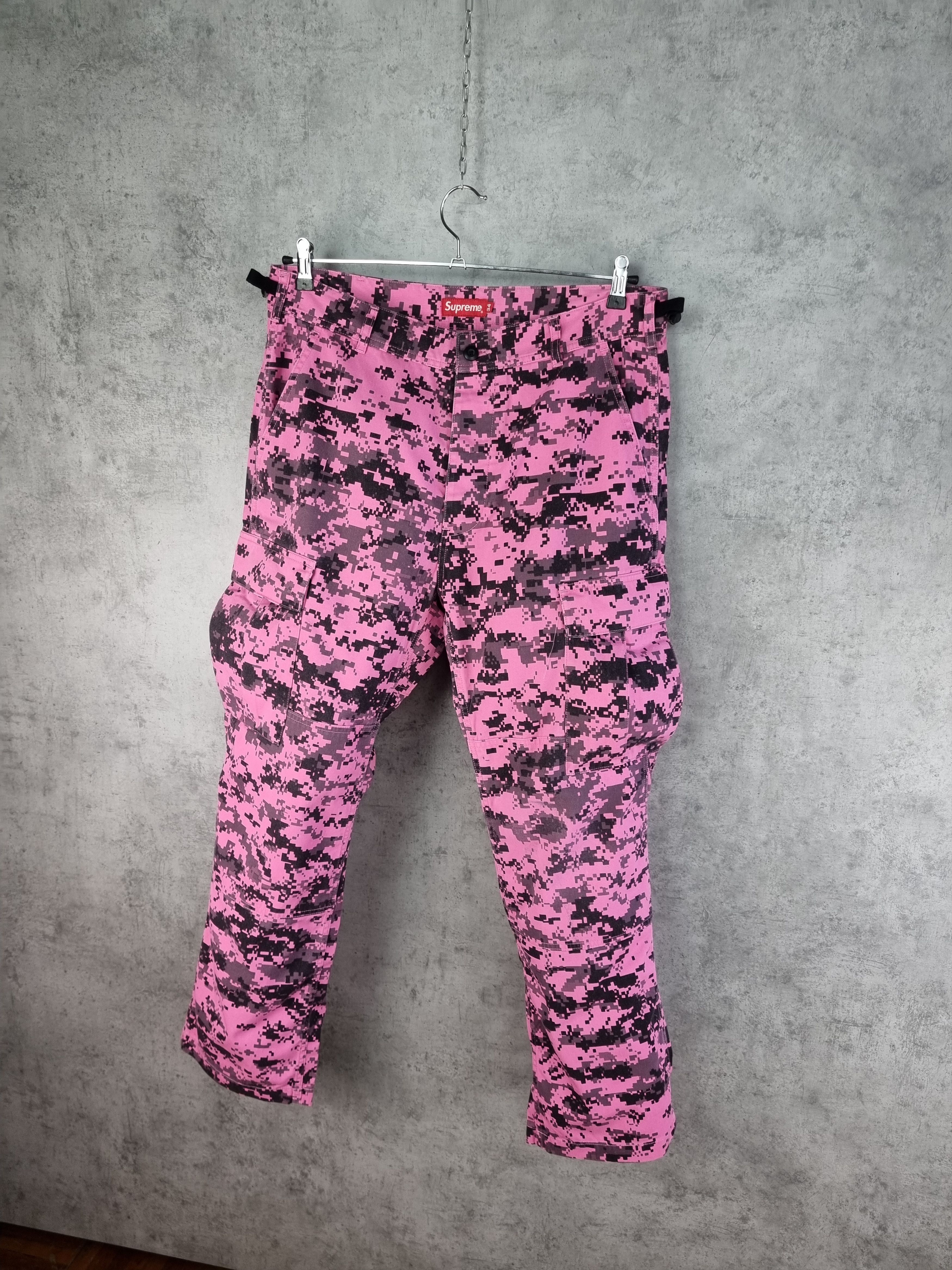 Supreme Supreme Cargo Camo Pink Nylon/Cotton Pants Size US 34 / EU 50 - 2 Thumbnail