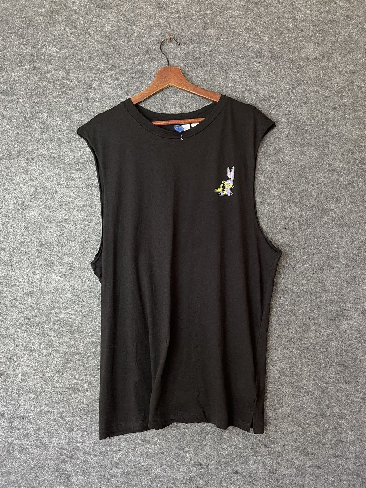 H&M H&M x LOONEY TUNES TANK TOP Size US L / EU 52-54 / 3 - 3 Thumbnail