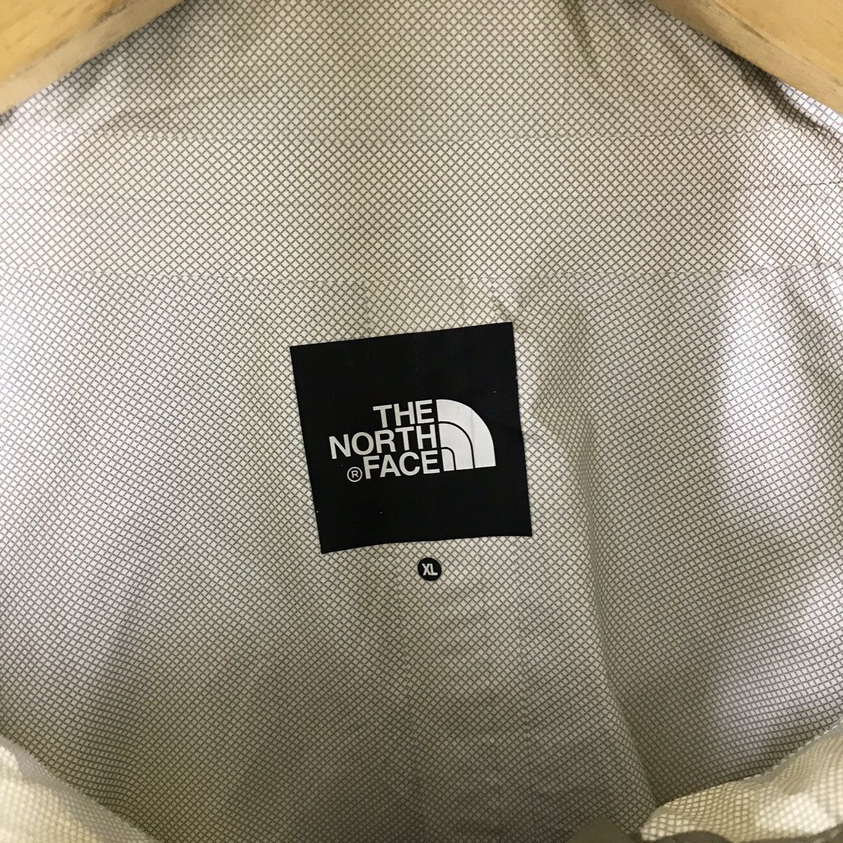 The North Face 🔊🔥FINAL DROP🔥The nort face button light jacket Size US XL / EU 56 / 4 - 11 Thumbnail
