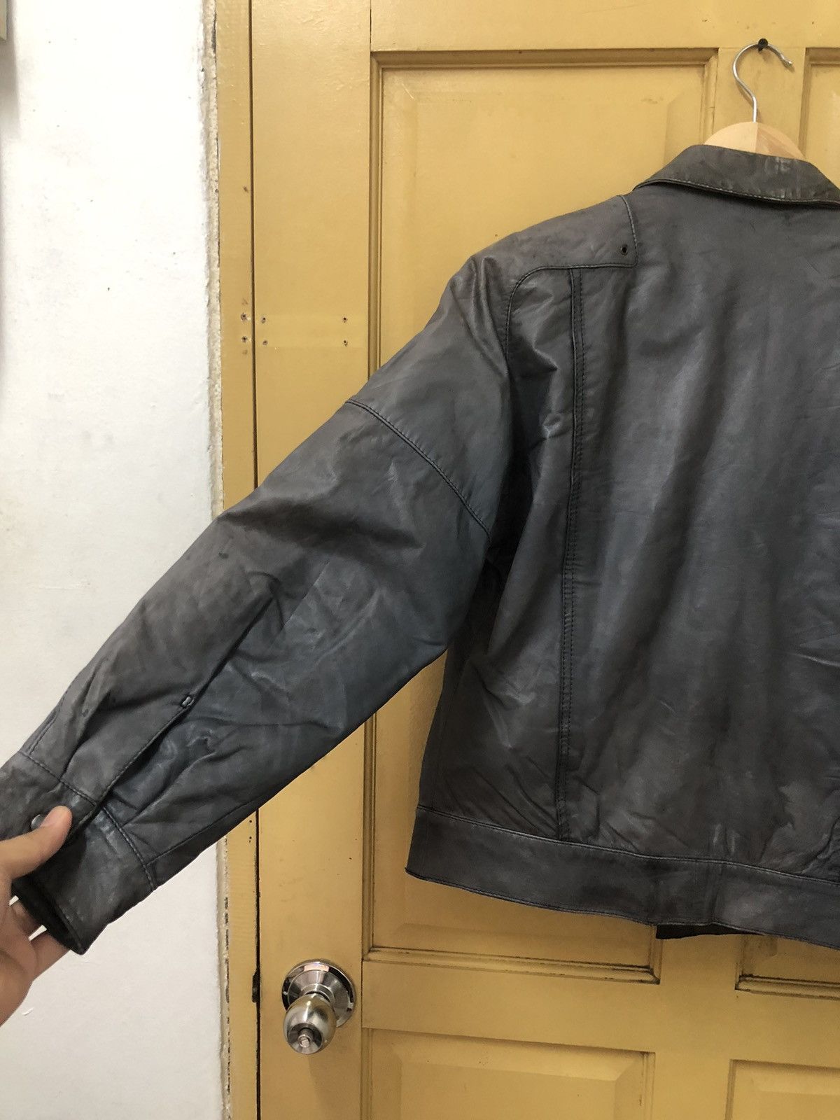Vintage Vintage Vagrant Italian Faded Colour Leather Jackets Size US S / EU 44-46 / 1 - 13 Thumbnail