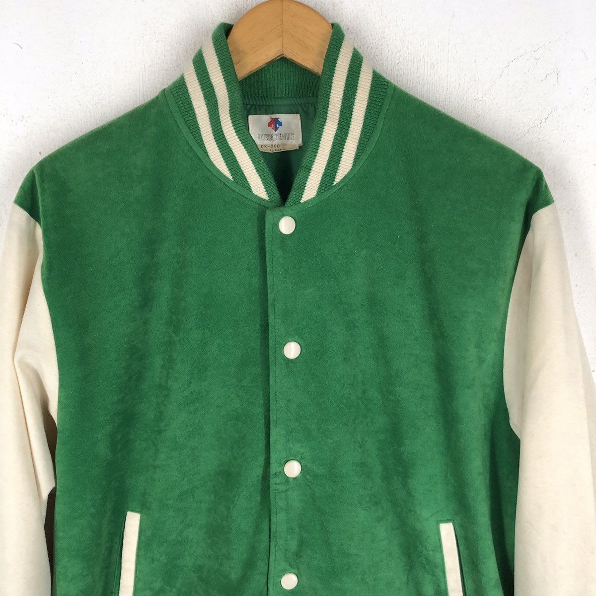 Descente Vintage descente stadium velvet jacket Size US L / EU 52-54 / 3 - 2 Thumbnail