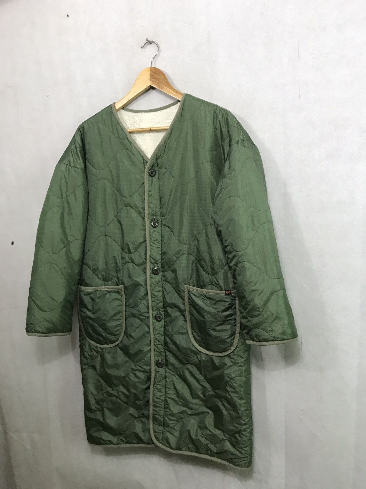 Alpha Industries ALPHA INDUSTRIES REVERSIBLE SHERPA LONG JACKET Size US M / EU 48-50 / 2 - 6 Thumbnail