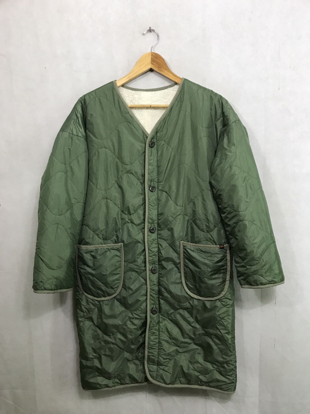 Alpha Industries ALPHA INDUSTRIES REVERSIBLE SHERPA LONG JACKET Size US M / EU 48-50 / 2 - 1 Thumbnail