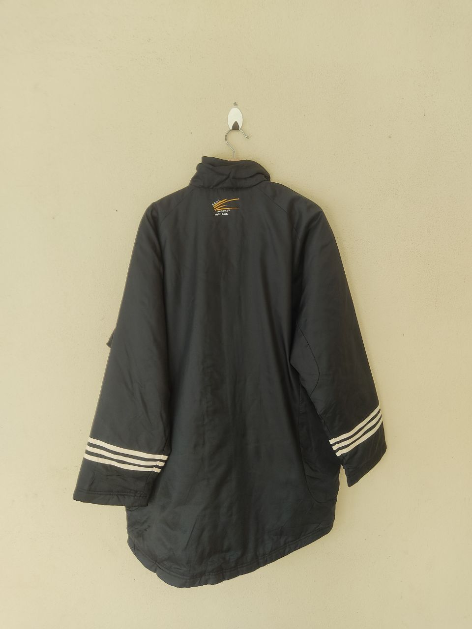Adidas × Vintage Vintage Millennium Real Madrid Long Jacket 02:s Size US L / EU 52-54 / 3 - 5 Thumbnail