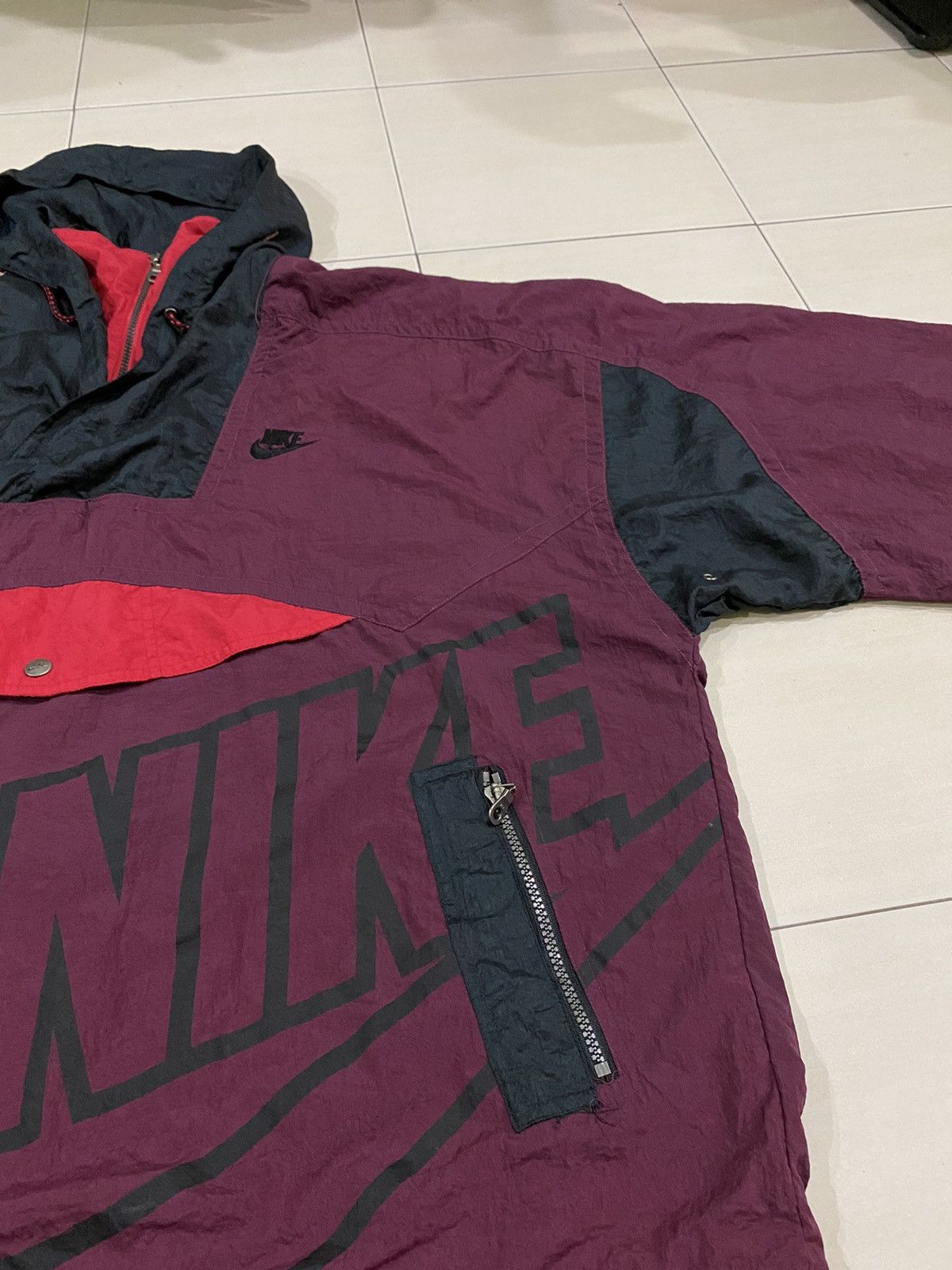Nike Vintage Nike Hoodie Windbraker big logo swosh jacket Size US XXL / EU 58 / 5 - 18 Thumbnail