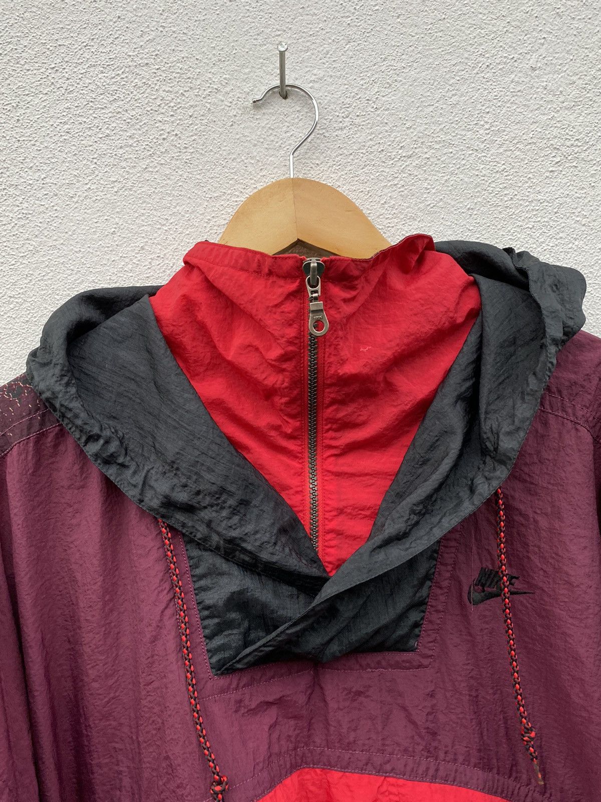 Nike Vintage Nike Hoodie Windbraker big logo swosh jacket Size US XXL / EU 58 / 5 - 5 Thumbnail