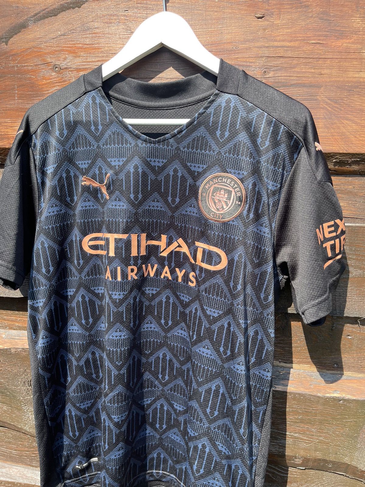 Puma 2021 De Bruyne #17 Puma Manchester City print jersey vintage Size US L / EU 52-54 / 3 - 3 Thumbnail
