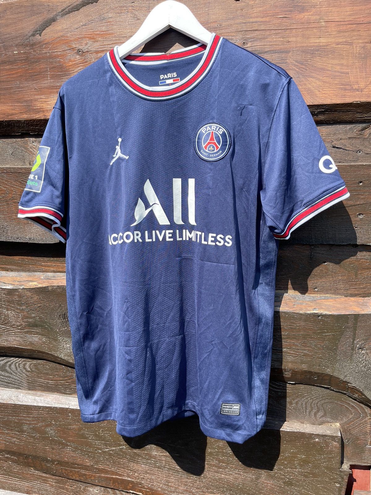 Jordan Brand Messi Jordan PSG nike soccer jersey rare Size US L / EU 52-54 / 3 - 2 Thumbnail