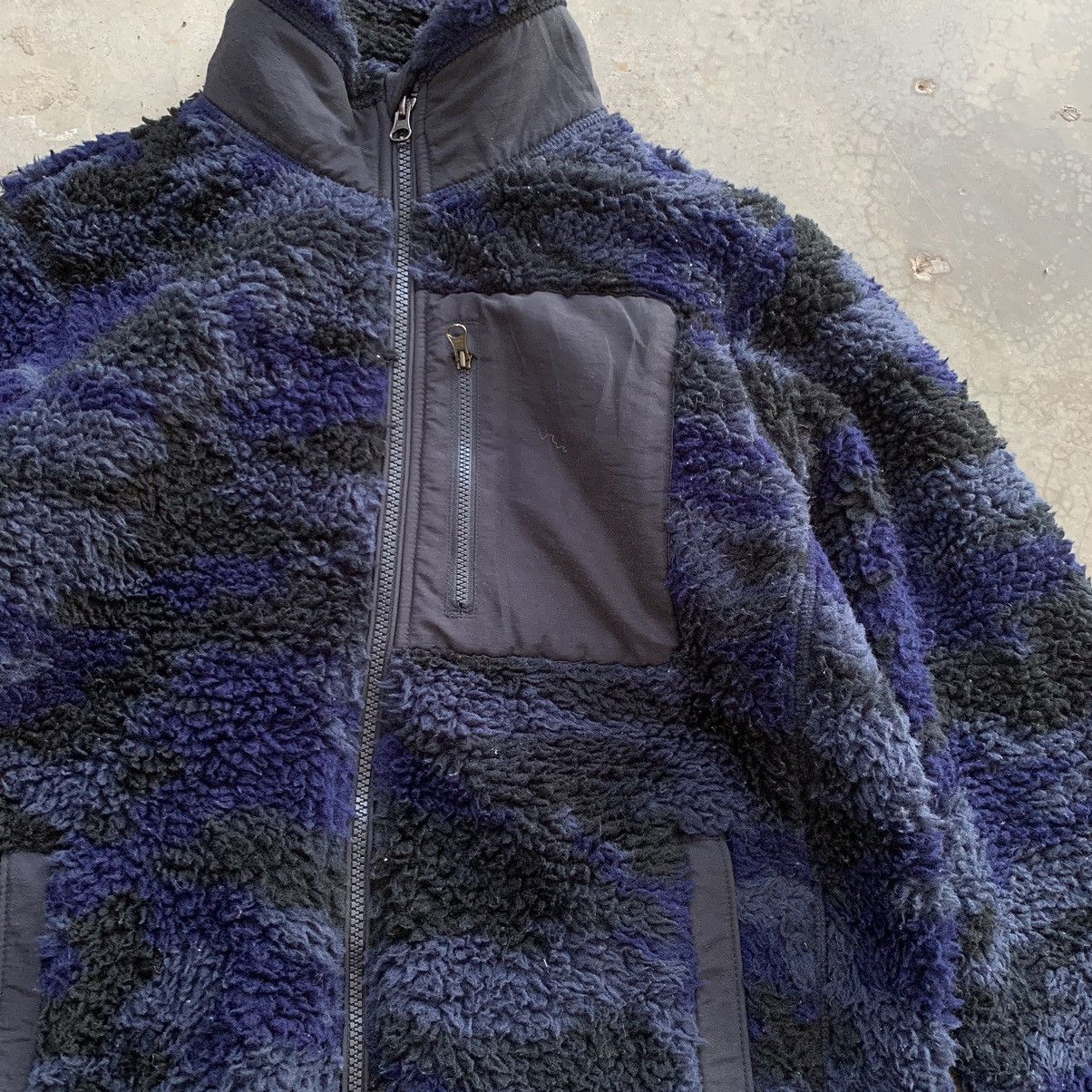 Japanese Brand UNIQLO Camo Fleece Sherpa Jacket Size US M / EU 48-50 / 2 - 3 Thumbnail