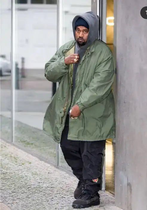 Vintage Iconic 80s Army Fishtail Military Parka seen on Kanye Size US S / EU 44-46 / 1 - 7 Thumbnail