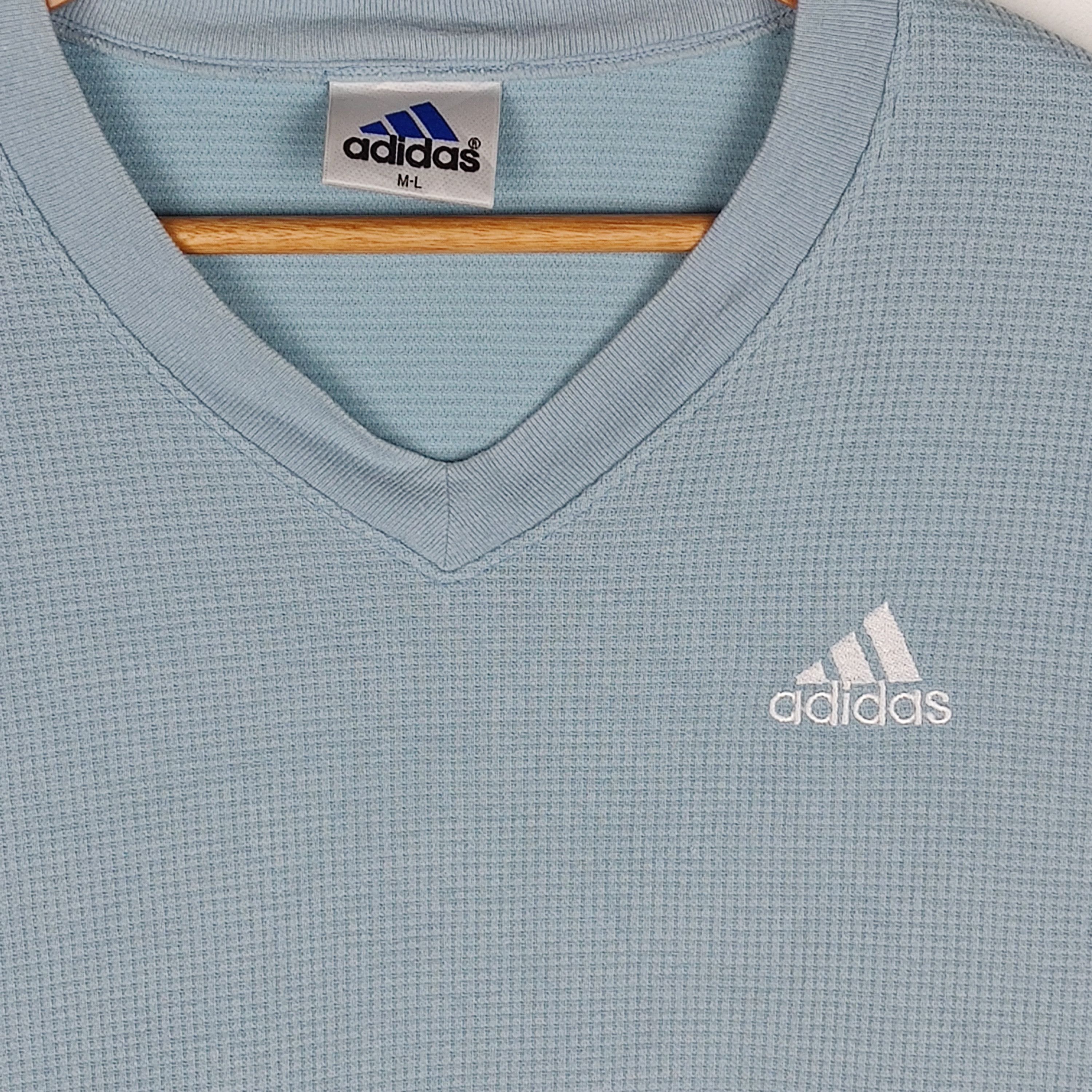 Adidas Vintage Adidas Sweatshirt Small Logo Embroidered Pullover Size US M / EU 48-50 / 2 - 2 Thumbnail