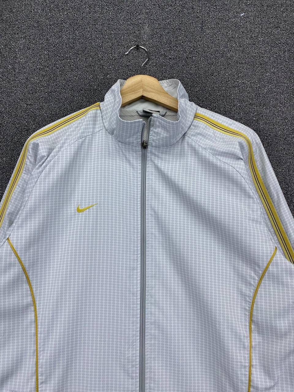 Nike Vintage Nike Checkered Shadow Plaid Light Jacket Size US XL / EU 56 / 4 - 5 Thumbnail