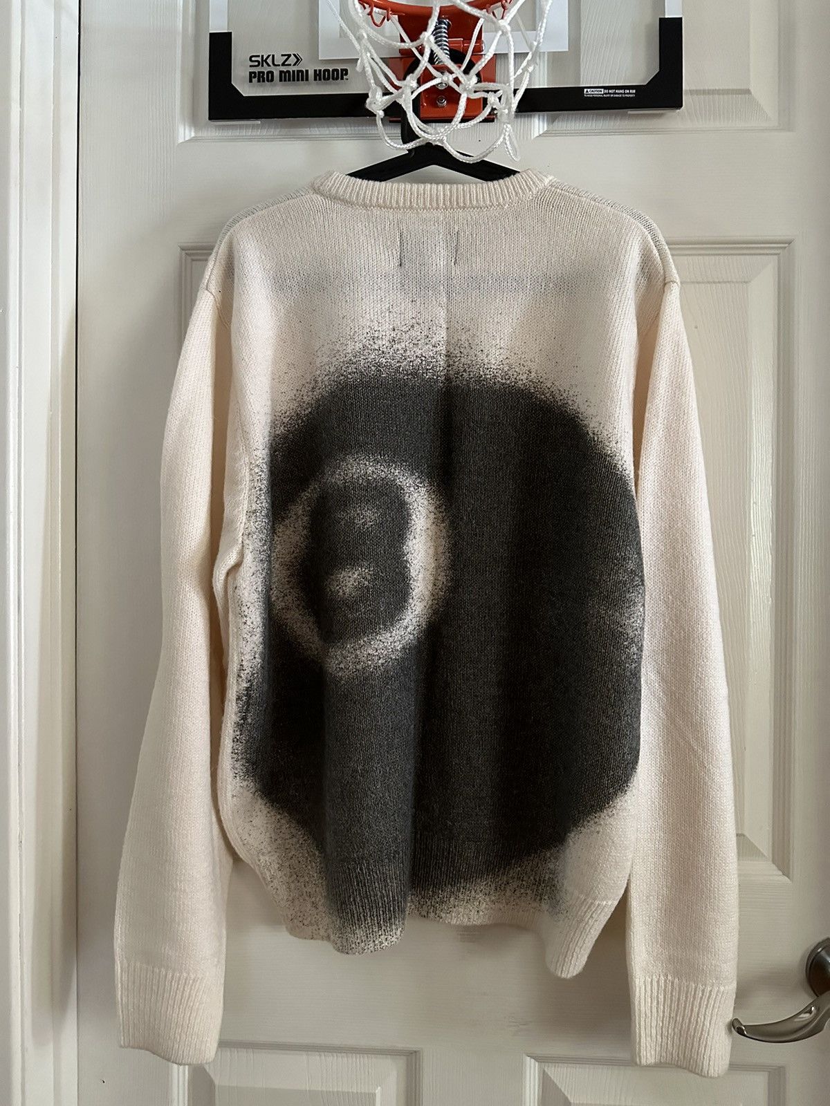 image of Stussy 8 Ball Spray Sweater Ivor in Cream, Men's (Size Medium)