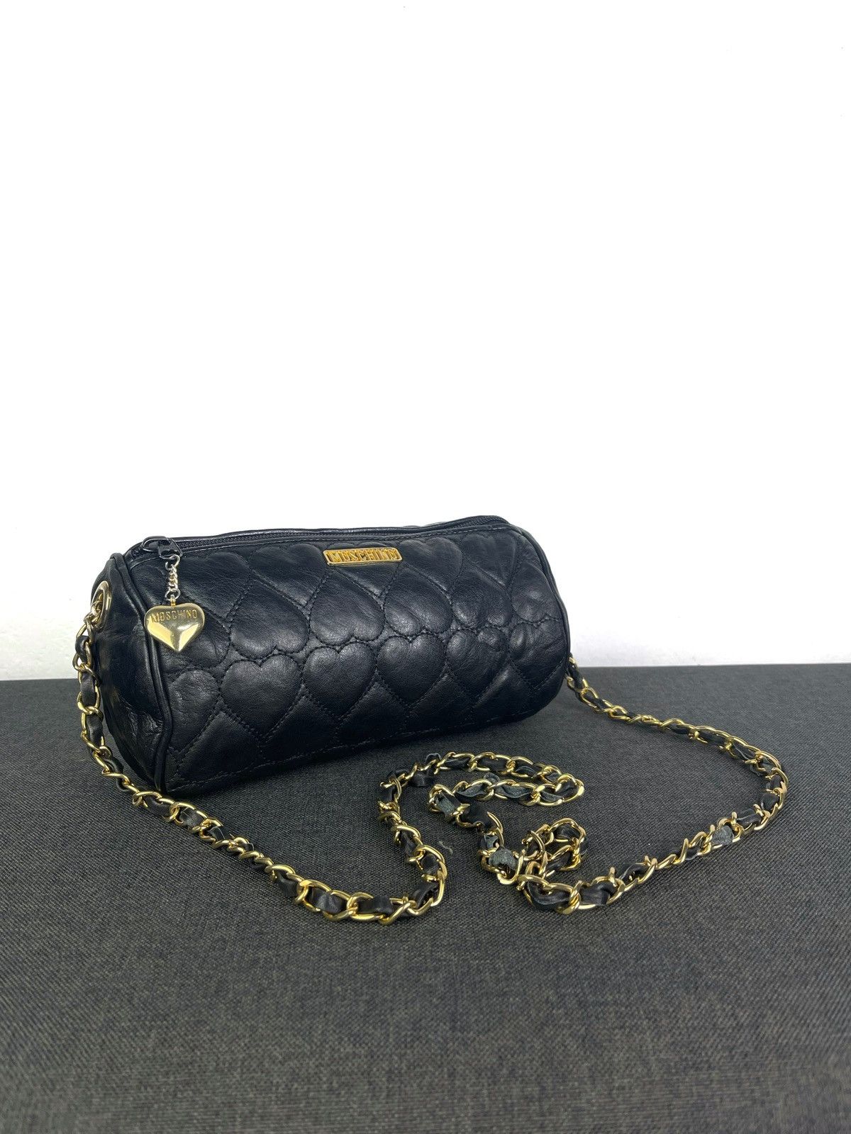 Moschino Steals🔥Moschino quilted Cylinder Black crossbody bag Size ONE SIZE - 1 Thumbnail