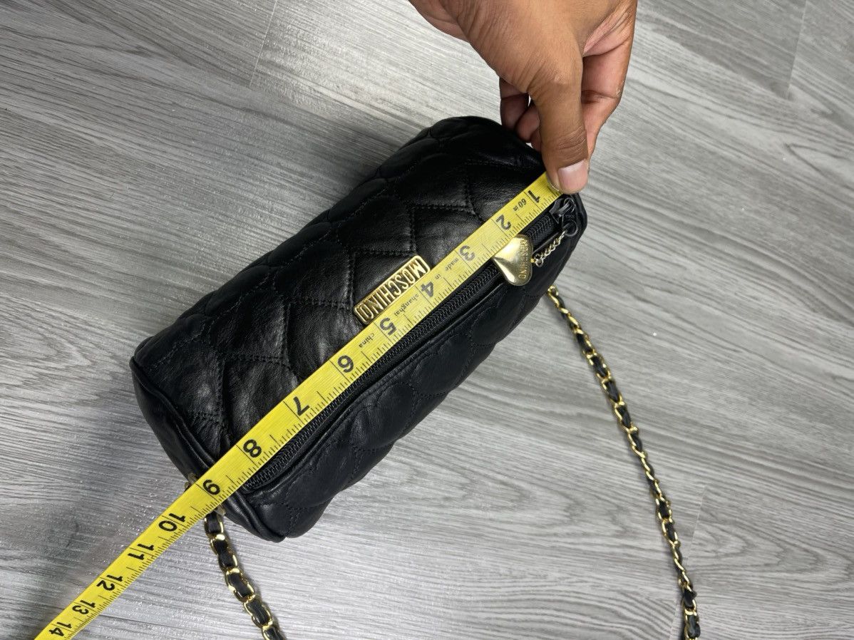 Moschino Steals🔥Moschino quilted Cylinder Black crossbody bag Size ONE SIZE - 9 Thumbnail