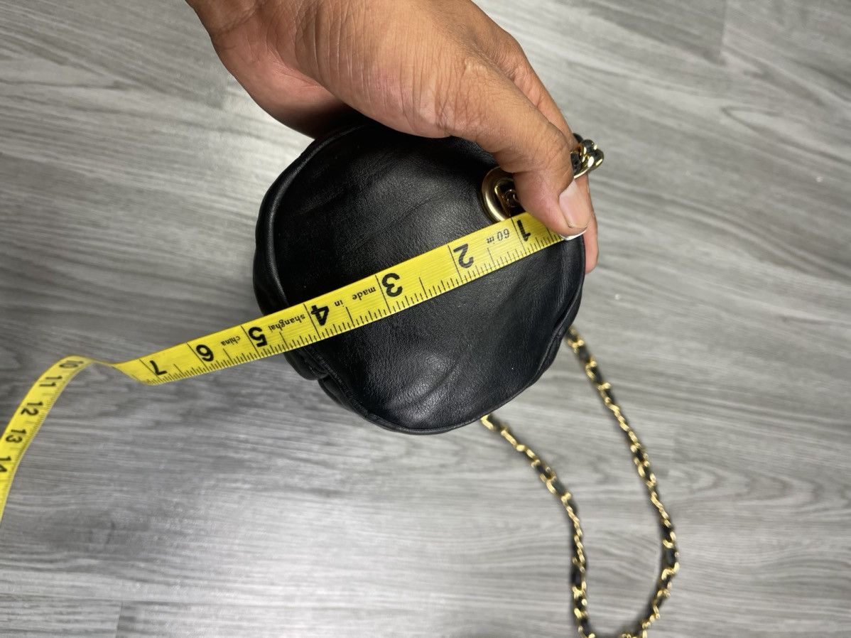 Moschino Steals🔥Moschino quilted Cylinder Black crossbody bag Size ONE SIZE - 10 Thumbnail