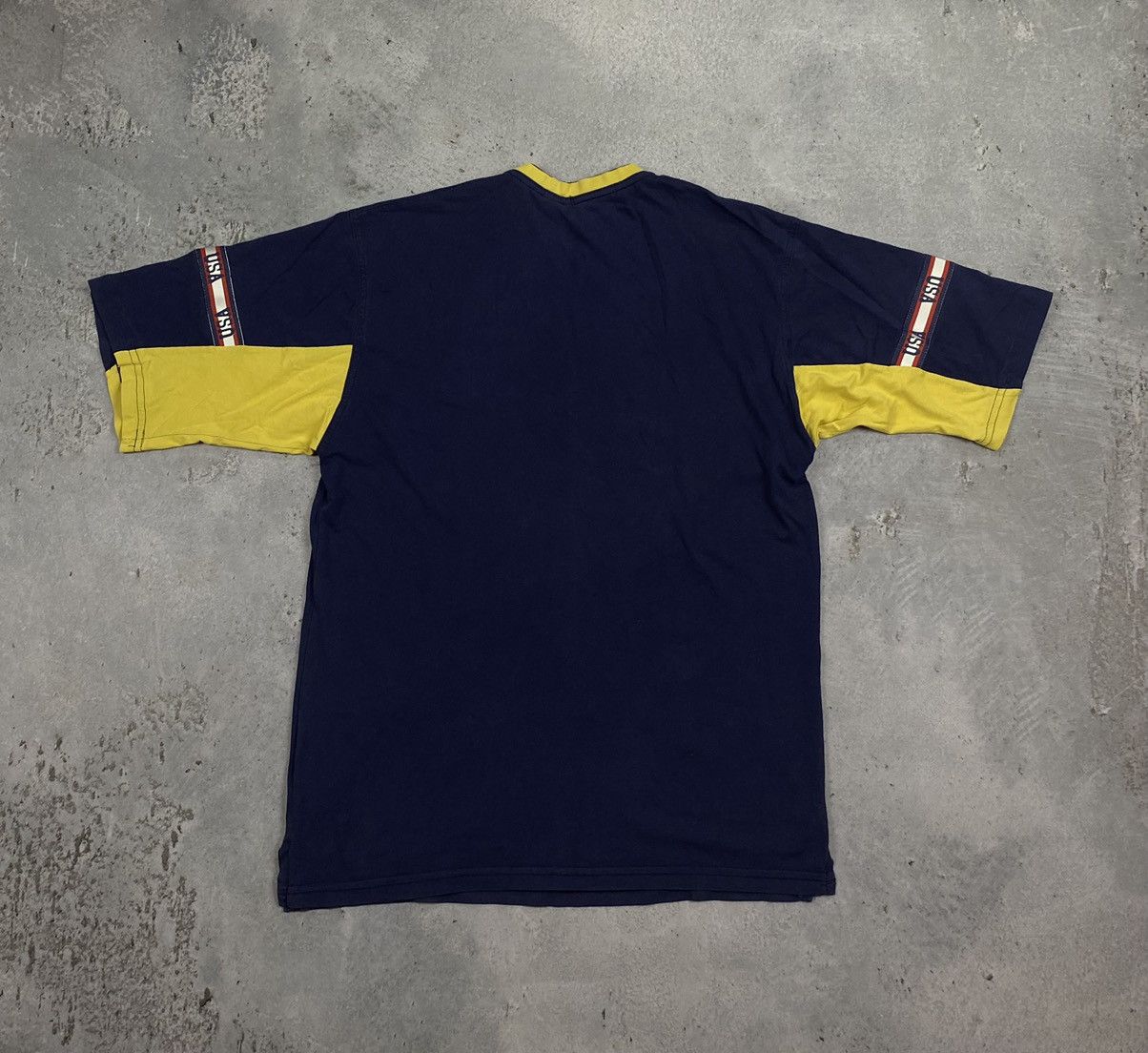 Nike Nike USA 80s vintage rare t shirt Size US L / EU 52-54 / 3 - 3 Thumbnail