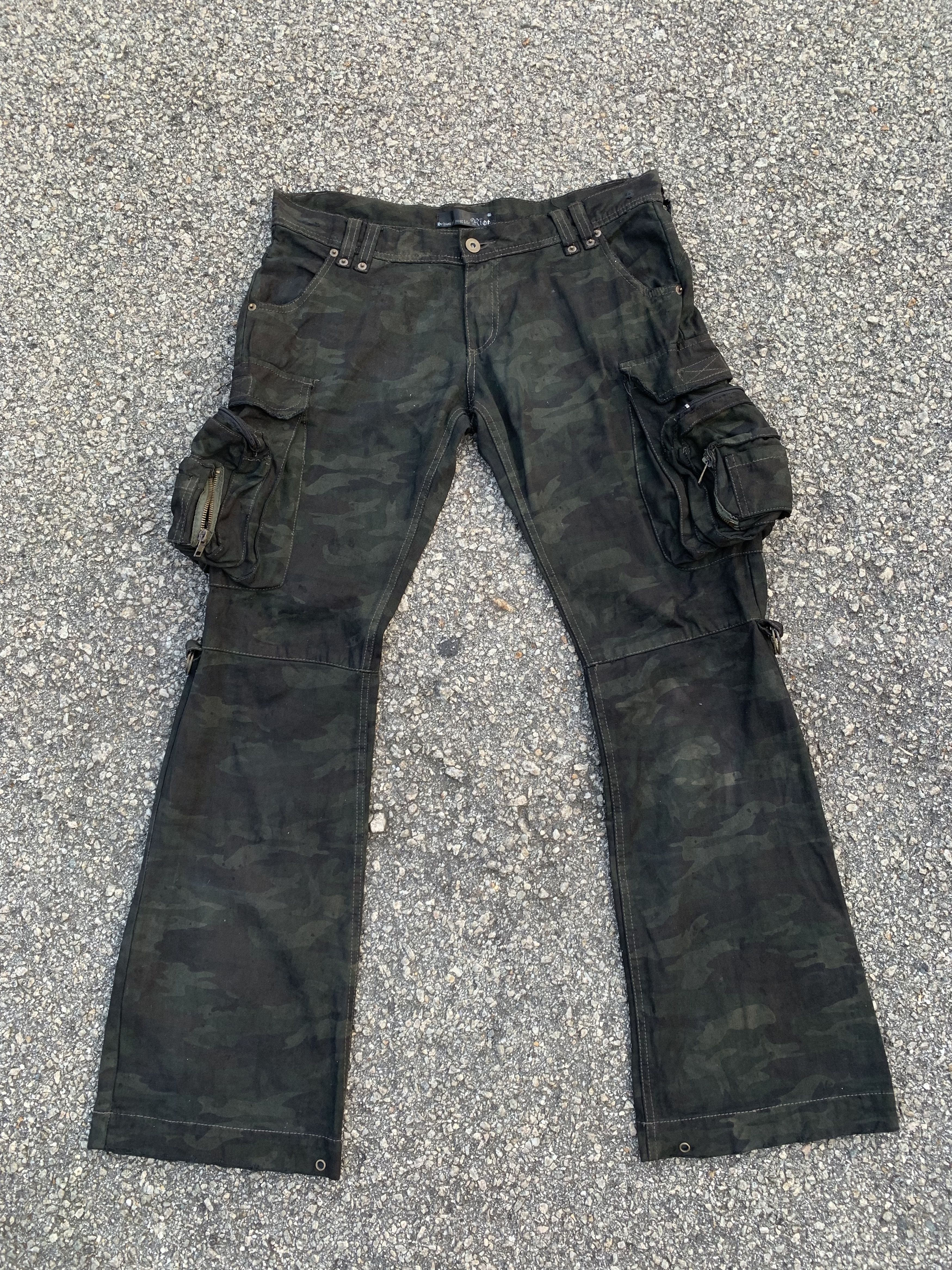 If Six Was Nine Cargo Pants Tie Dye Riot Boocut Multipocket Army 3D Pocket Size US 34 / EU 50 - 1 Thumbnail