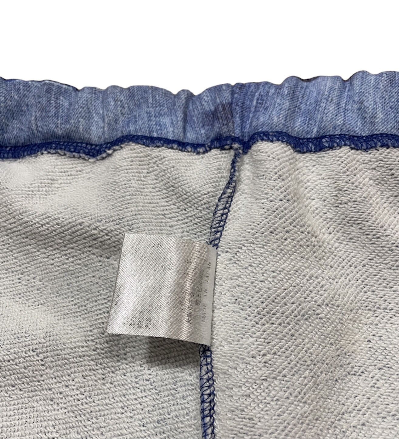 TALKING ABOUT THE ABSTRACTION trompe l'œil Levi’s Cropped Sweatpants Size US 29 - 6 Thumbnail