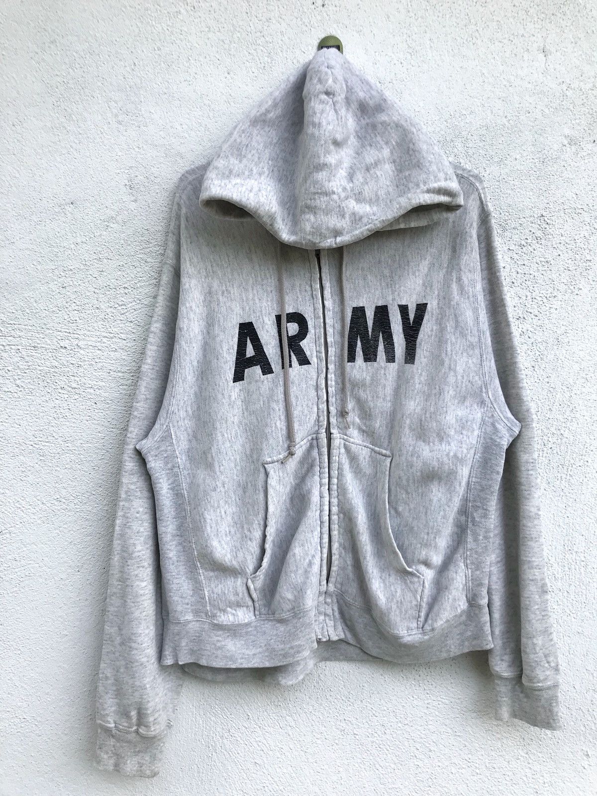 Vintage Vintage ARMY PHYSICAL FITNESS Hoodie Sweatshirt Size US S / EU 44-46 / 1 - 1 Thumbnail
