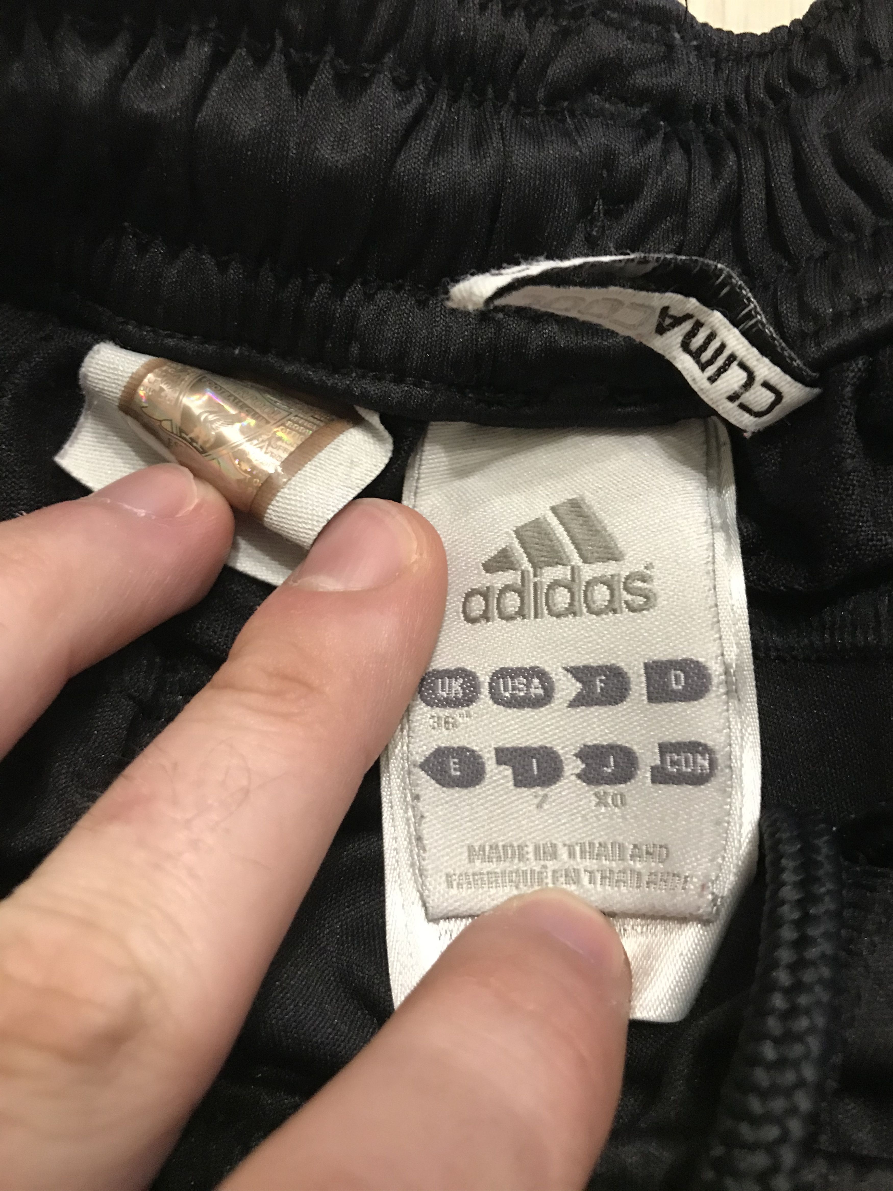 Adidas Adidas shorts FC Liverpool 2010 size 36” Size US 36 / EU 52 - 5 Thumbnail