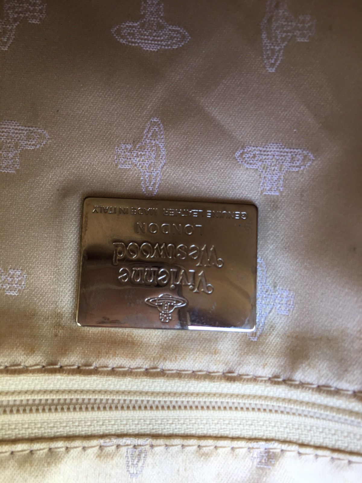 Vivienne Westwood Vintage Rare Vivienne Westwood Sling Bag Size ONE SIZE - 25 Thumbnail