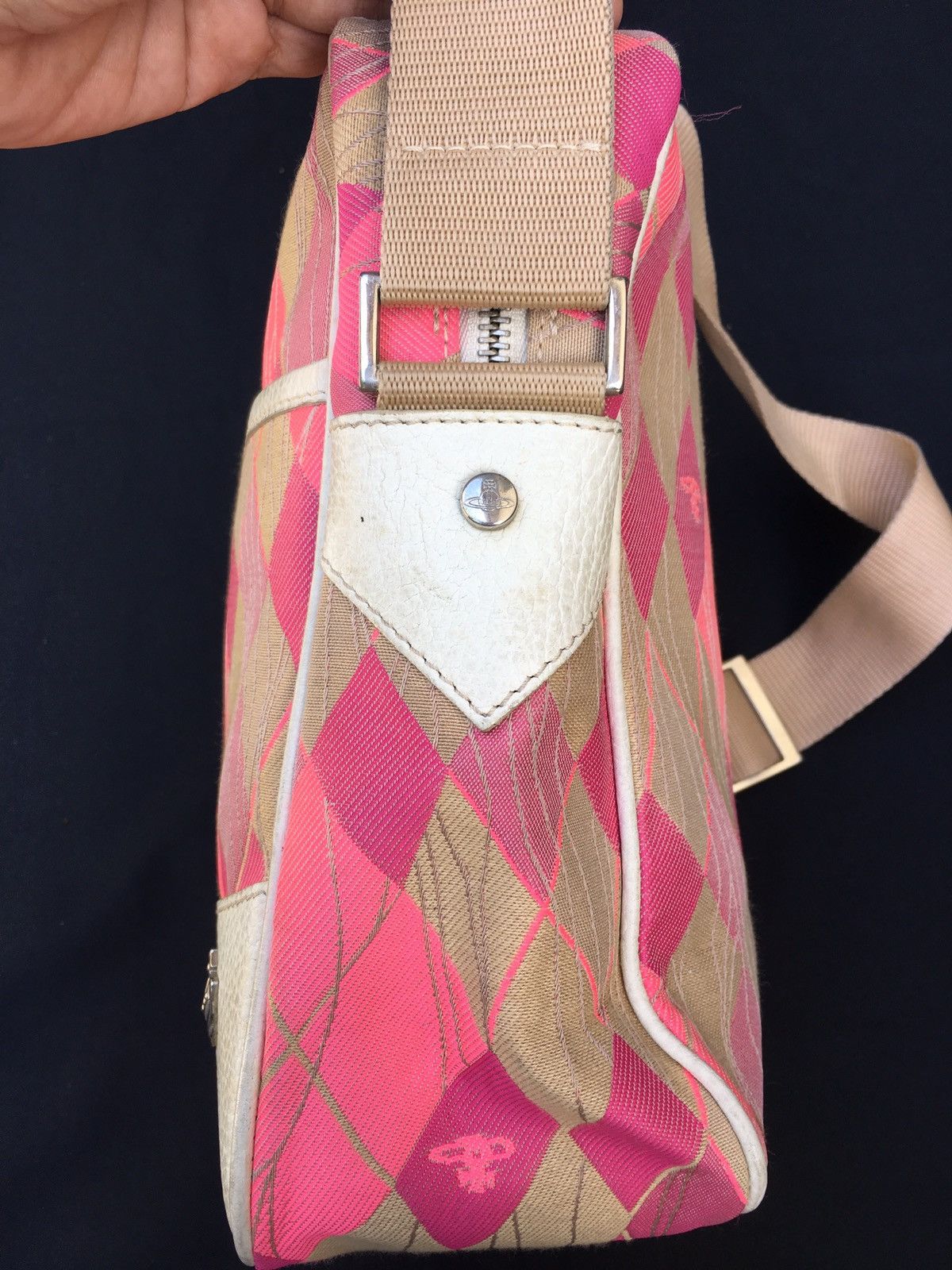 Vivienne Westwood Vintage Rare Vivienne Westwood Sling Bag Size ONE SIZE - 16 Thumbnail
