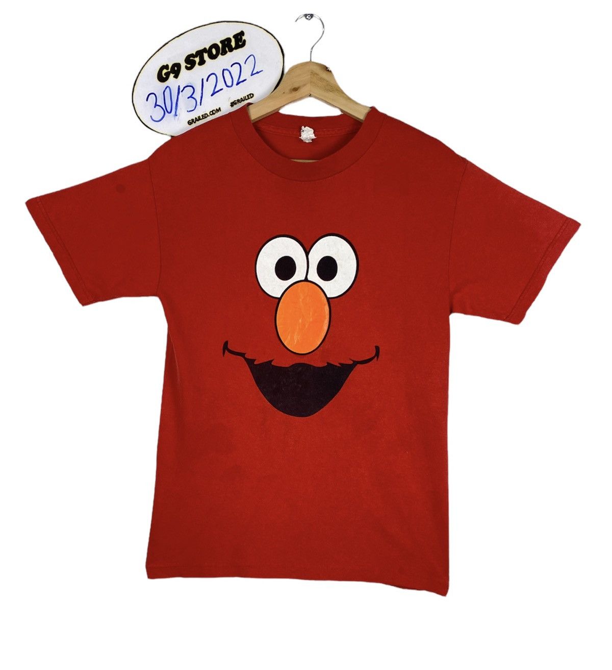 image of Cartoon Network x Vintage Offer Vintage Sesame Street Elmo Face Tshirt Tee, Men's (Size Small)