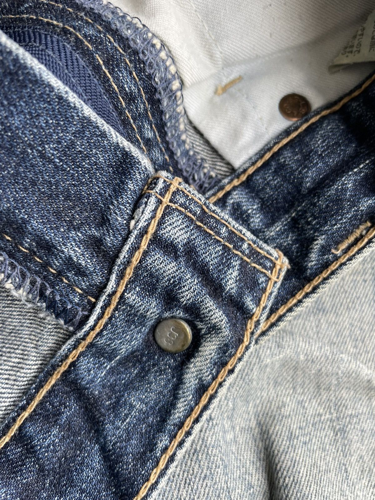 Levi's × Vintage Levis 505 e 2005 Japan Vintage Distressed Denim Size US 31 - 20 Thumbnail