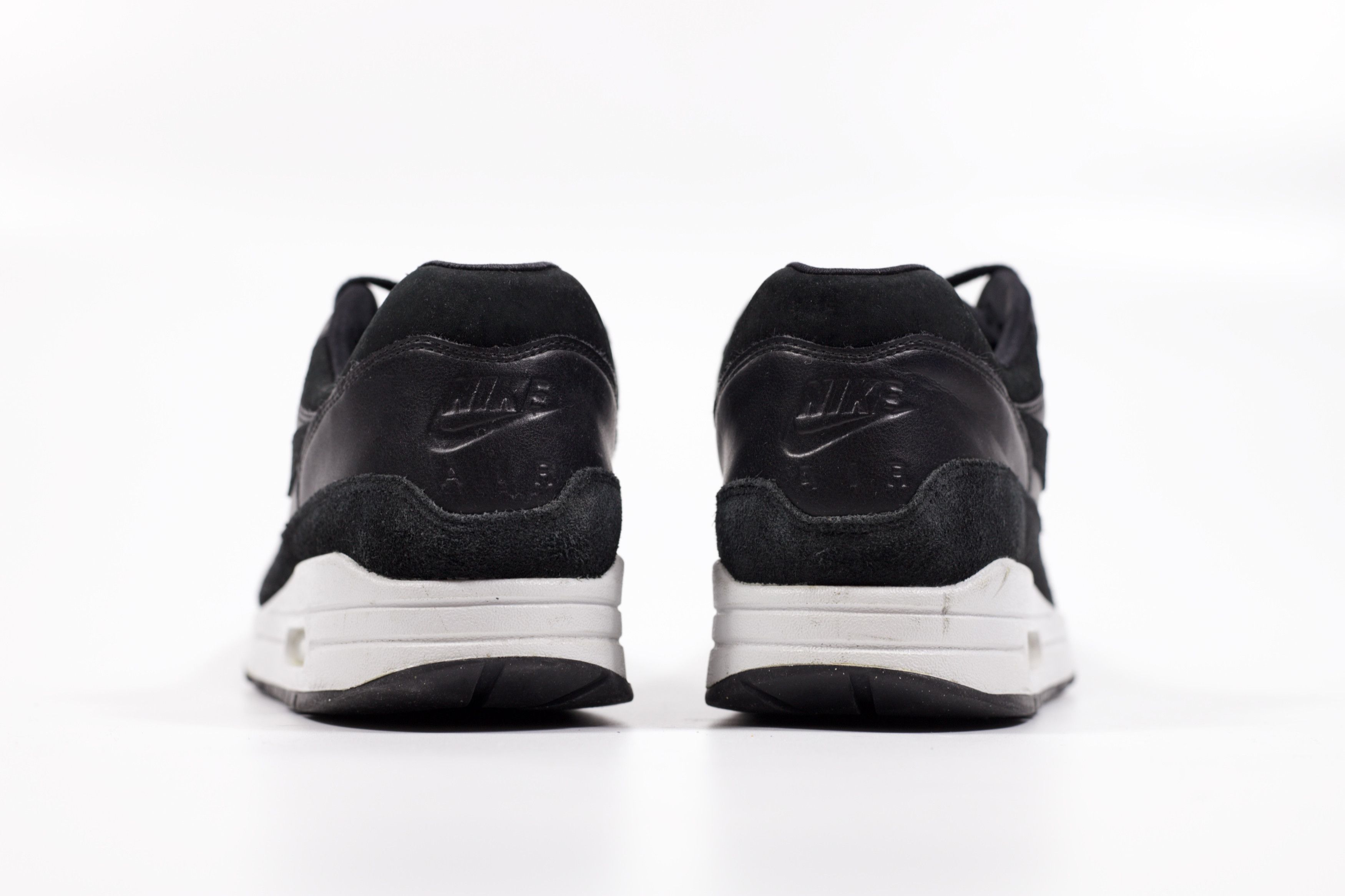 Nike 2017 Nike Air Max 1 "Rebel Skulls" Size US 13 / EU 46 - 4 Thumbnail