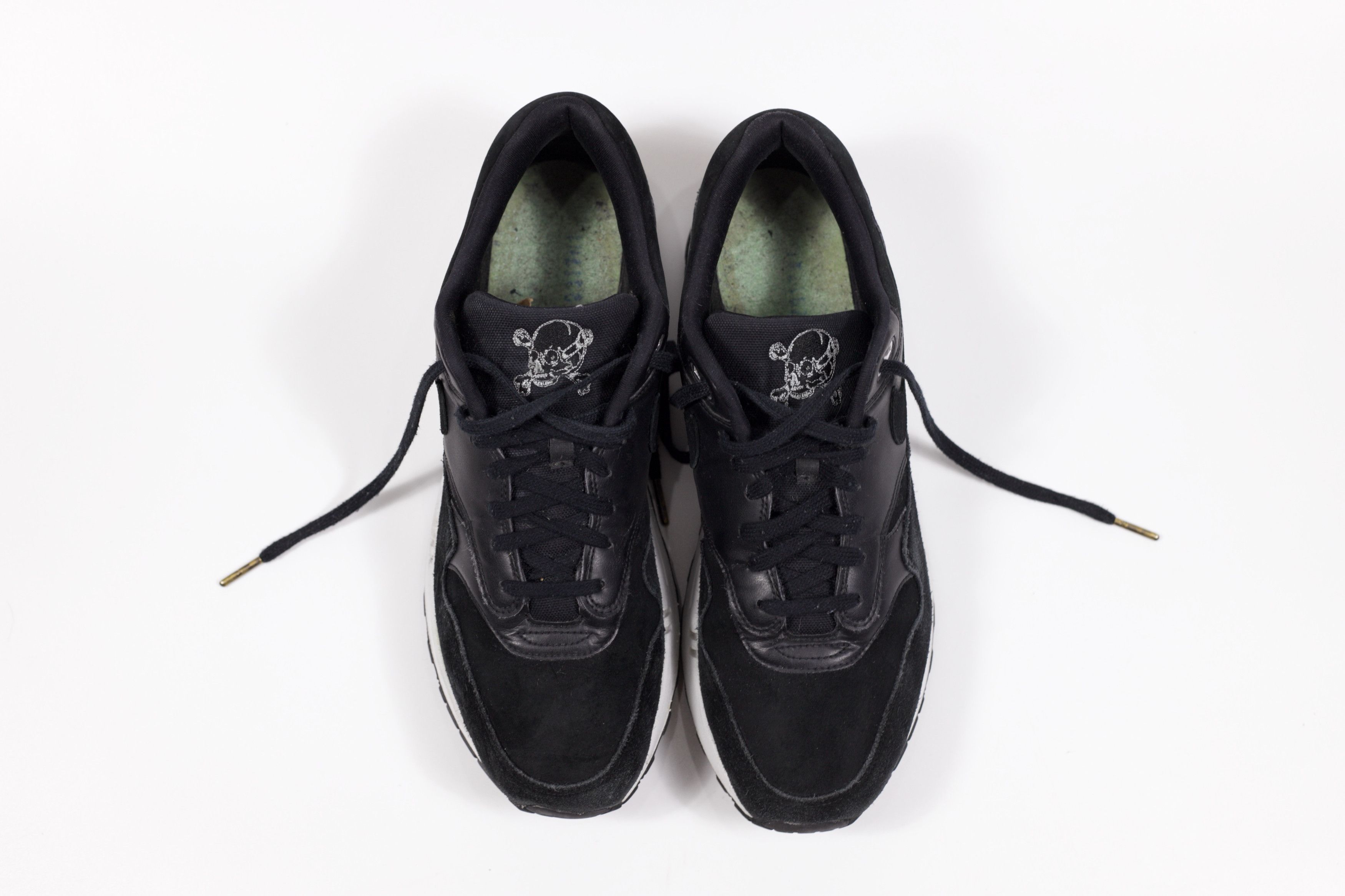 Nike 2017 Nike Air Max 1 "Rebel Skulls" Size US 13 / EU 46 - 2 Thumbnail