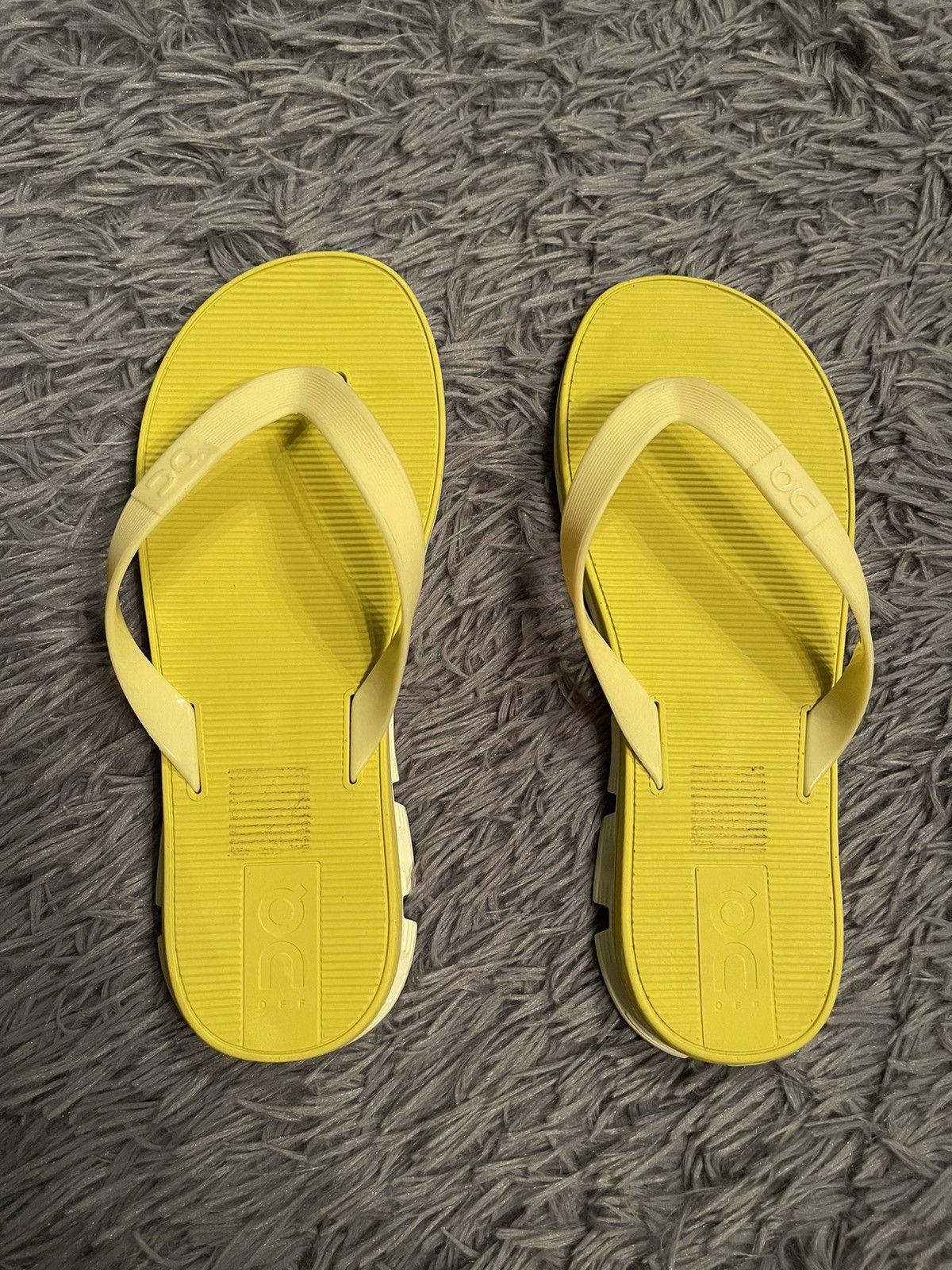 On ON running gorpcore style cloudtec flip flops Size US 10 / IT 40 - 1 Thumbnail