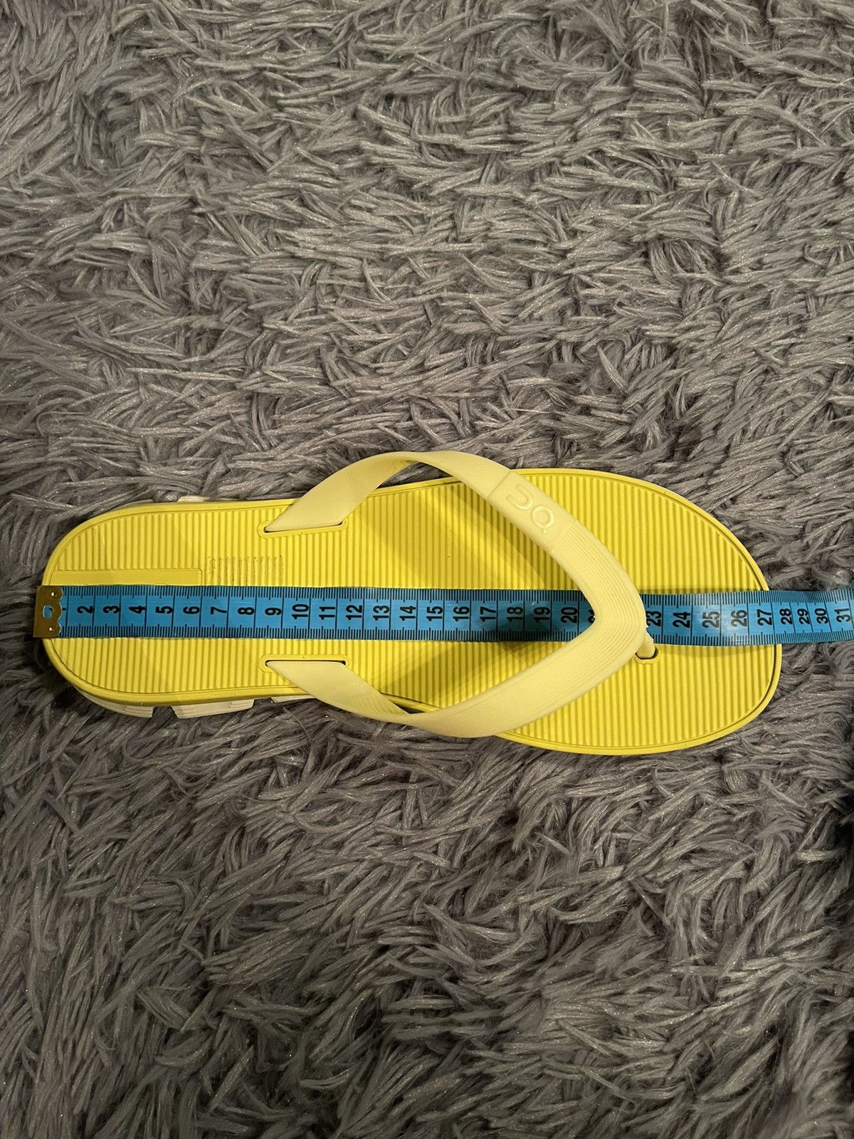 On ON running gorpcore style cloudtec flip flops Size US 10 / IT 40 - 7 Thumbnail