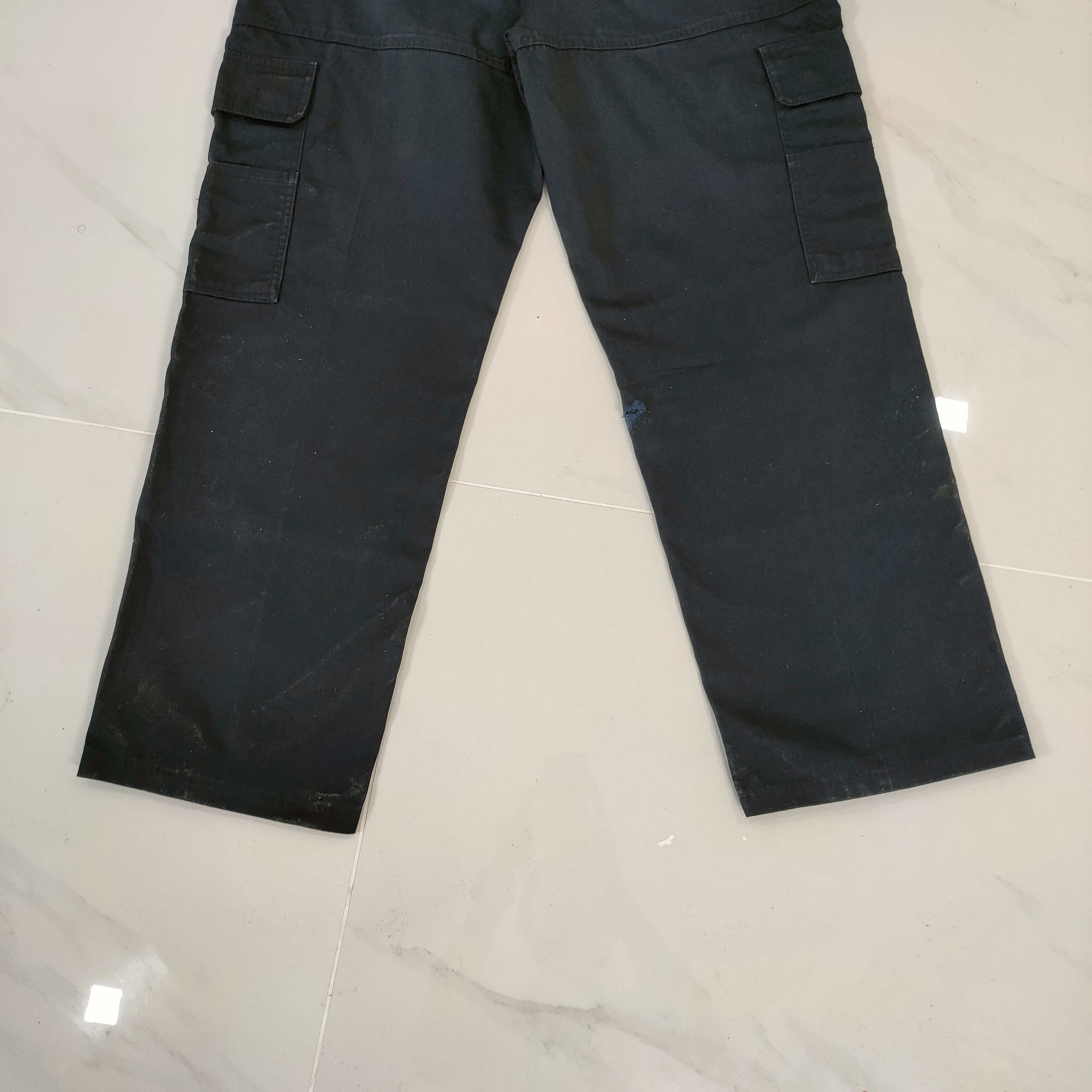 Japanese Brand DEMENSION MULTIPOCKET BLACK CARGO PANTS Size US 34 / EU 50 - 15 Thumbnail