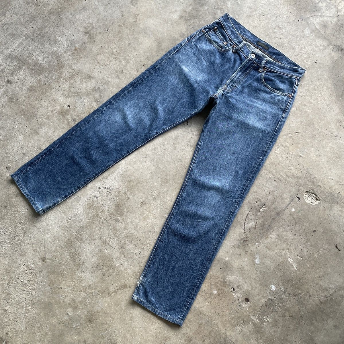 Japanese Brand Vintage Japanese Jeans W32x31.5 Japanese Faded Denim Pants Size US 32 / EU 48 - 2 Thumbnail